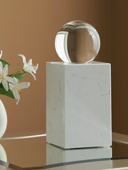 Fine Furniture & Decor - Ashley Furniture - Sellner Sculpture - Sculpture / Clear/White - A2000777