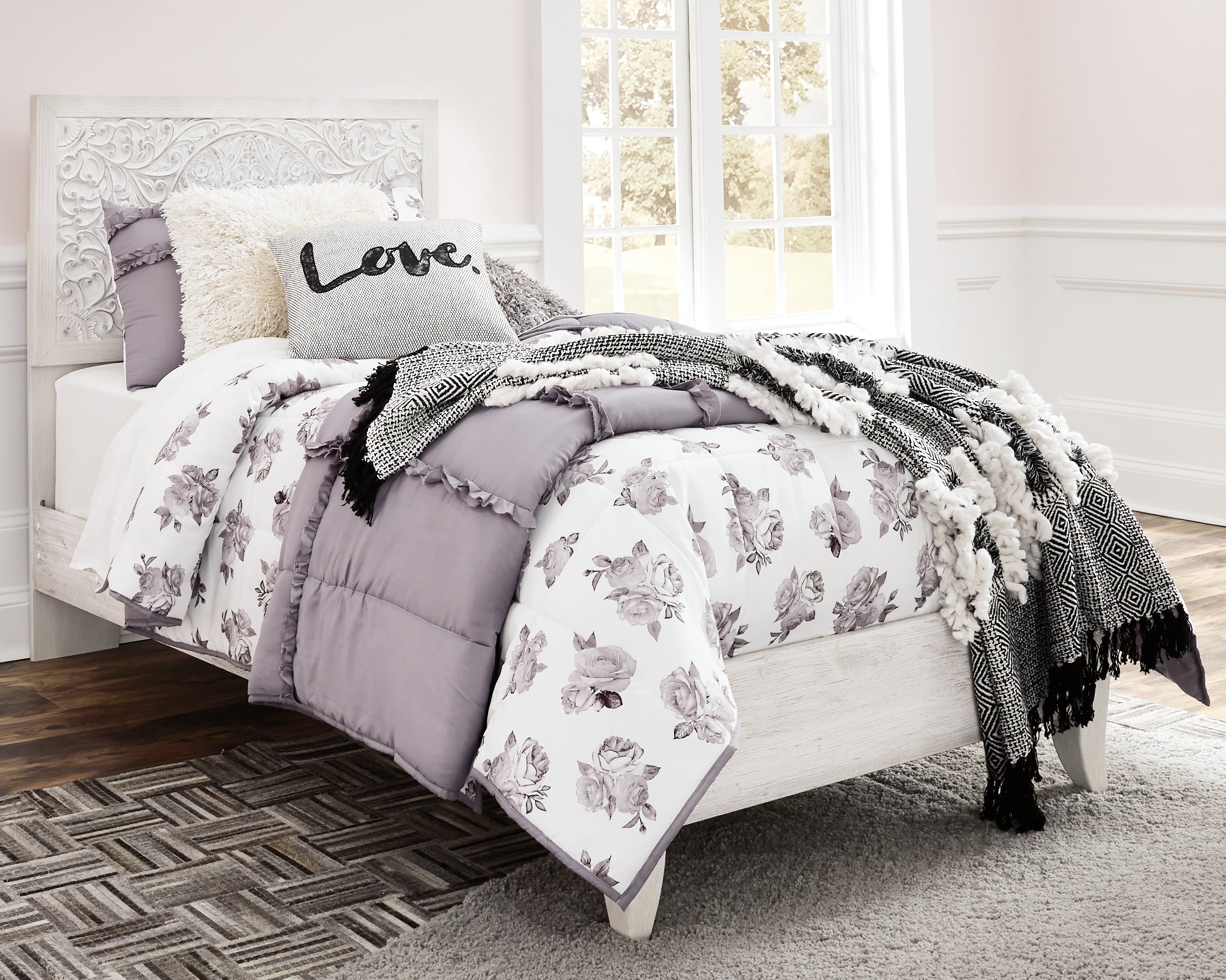Fine Furniture & Decor - Ashley Furniture - Paxberry Bedroom - Full Panel Bed / Whitewash - B181B2