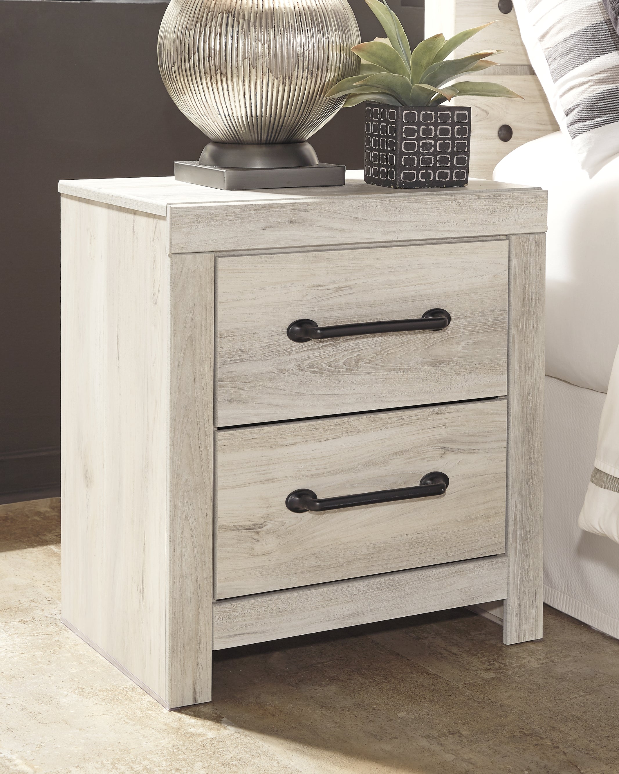 Fine Furniture & Decor - Ashley Furniture - Cambeck Bedroom - Six Drawer Dresser / Whitewash - B192-31