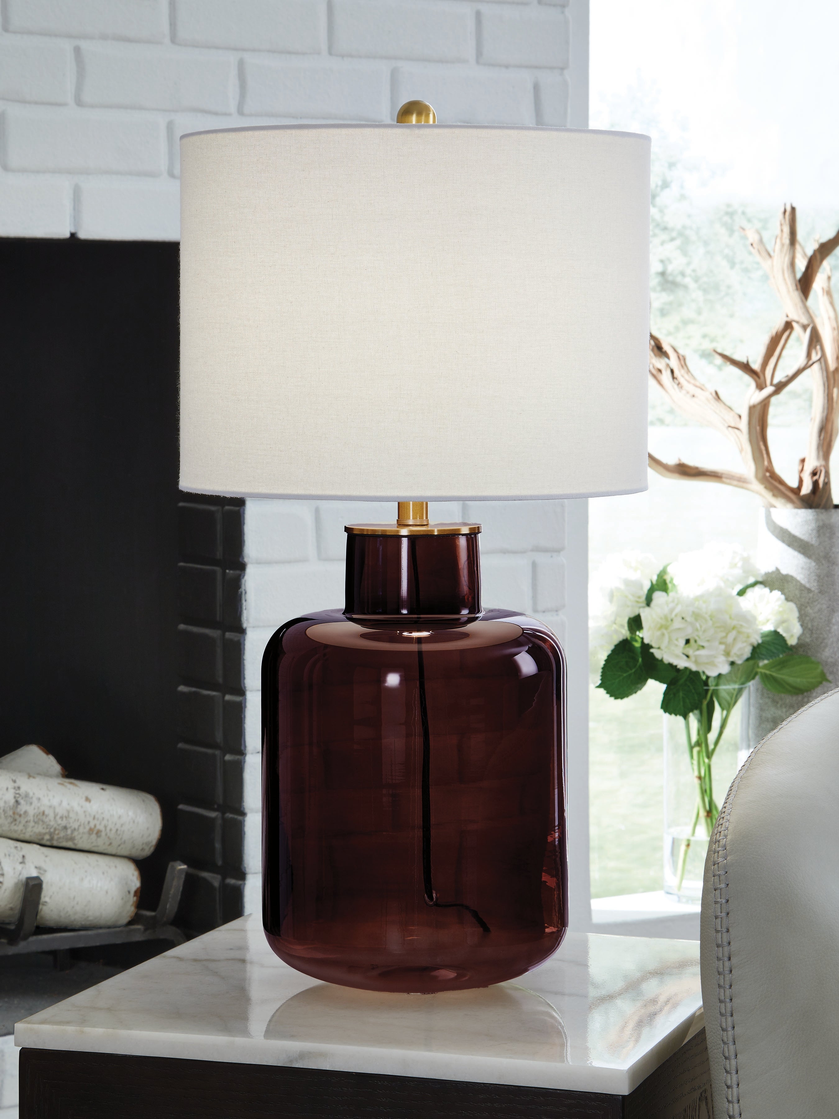 Fine Furniture & Decor - Ashley Furniture - Mette Lighting - Glass Table Lamp (1/CN) / Brown/Gold Finish - L430924
