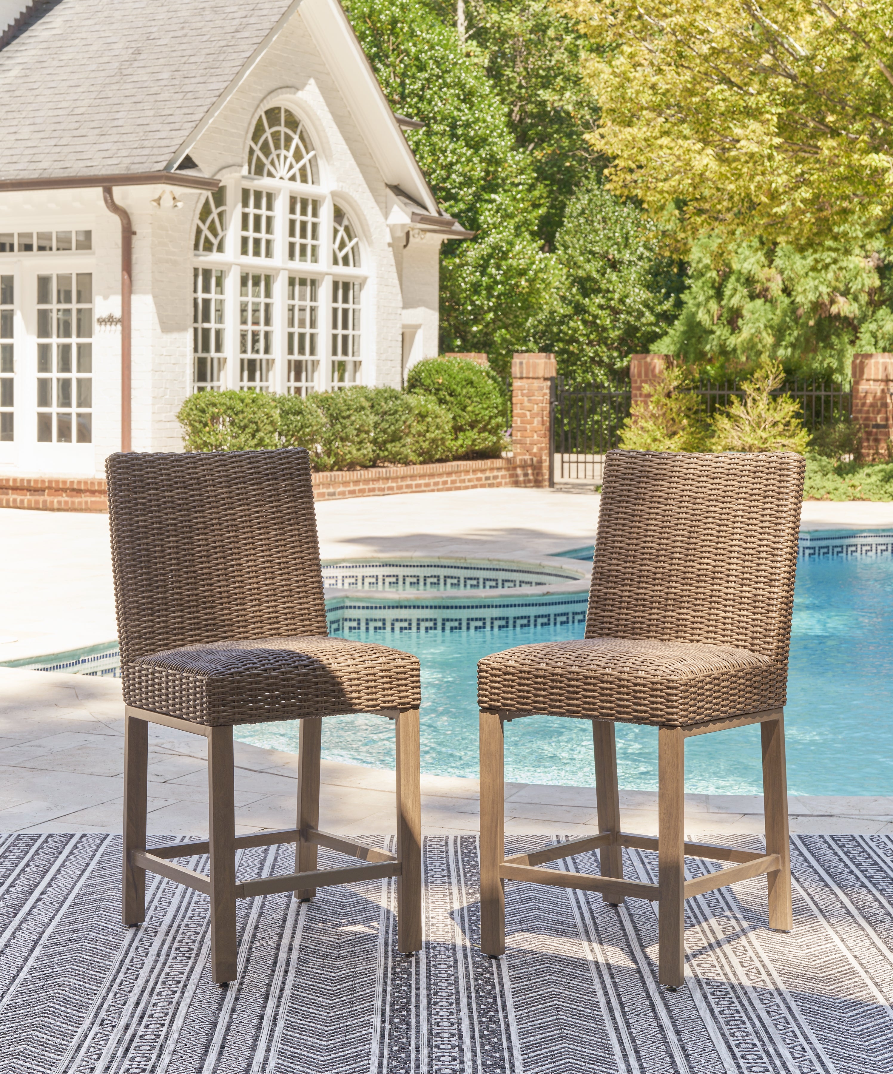 Fine Furniture & Decor - Ashley Furniture - Walton Bridge Outdoor - Barstool (Set of 2) / Driftwood - P749-130