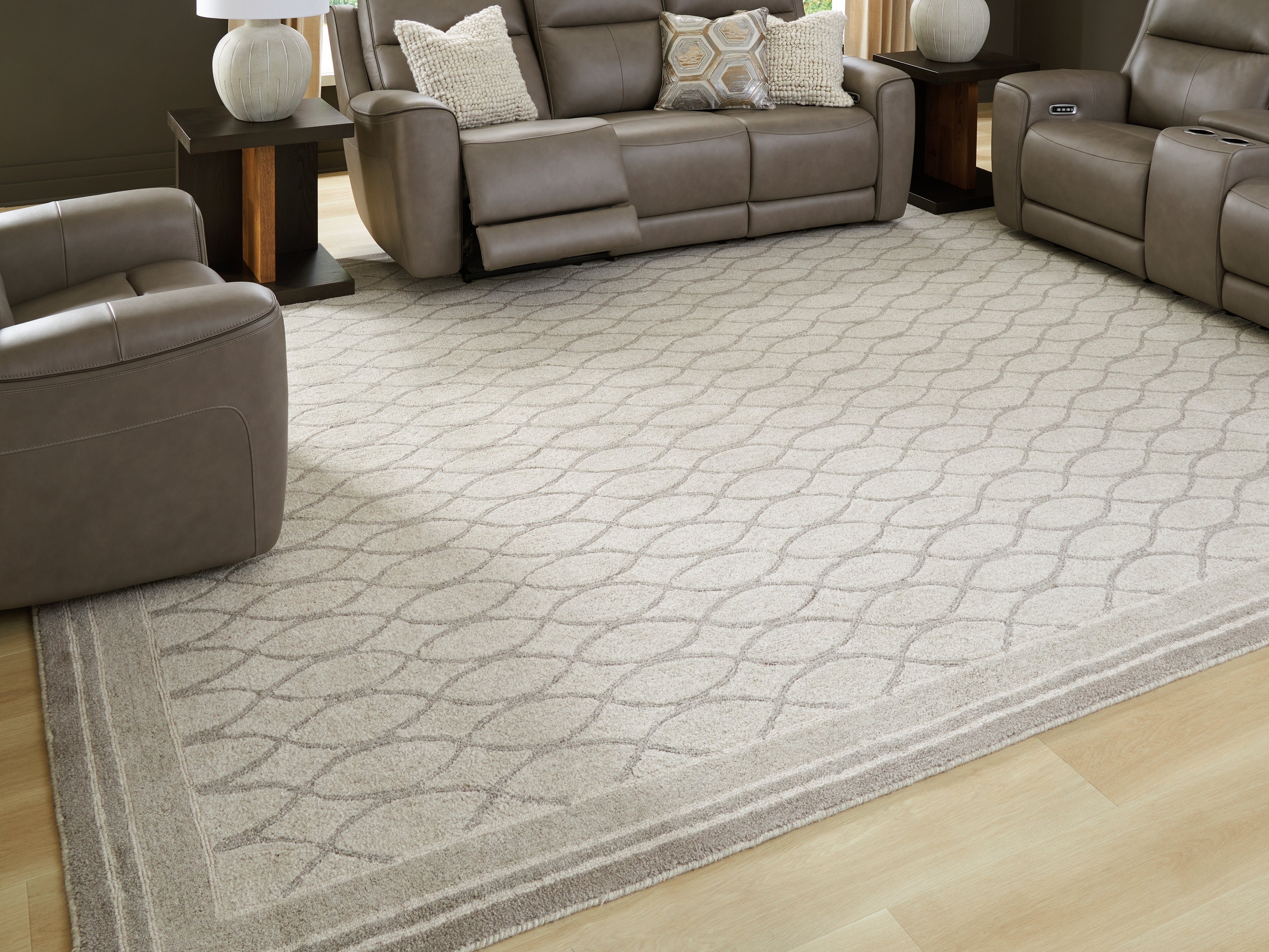 Fine Furniture & Decor - Ashley Furniture - Wimney Rug - Medium Rug / Gray - R407282