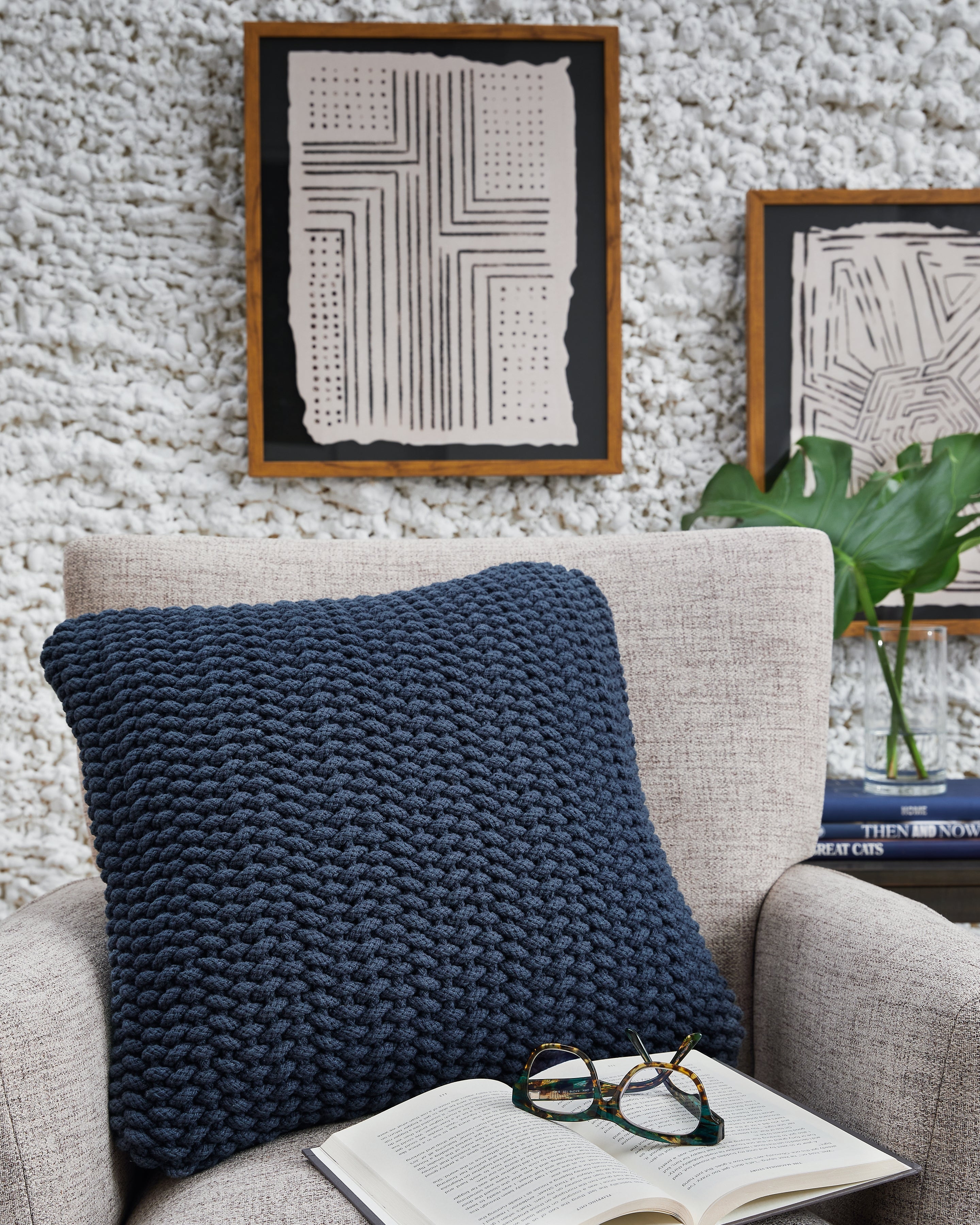 Fine Furniture & Decor - Ashley Furniture - Renemore Pillows - Pillow / Blue - A1000473P