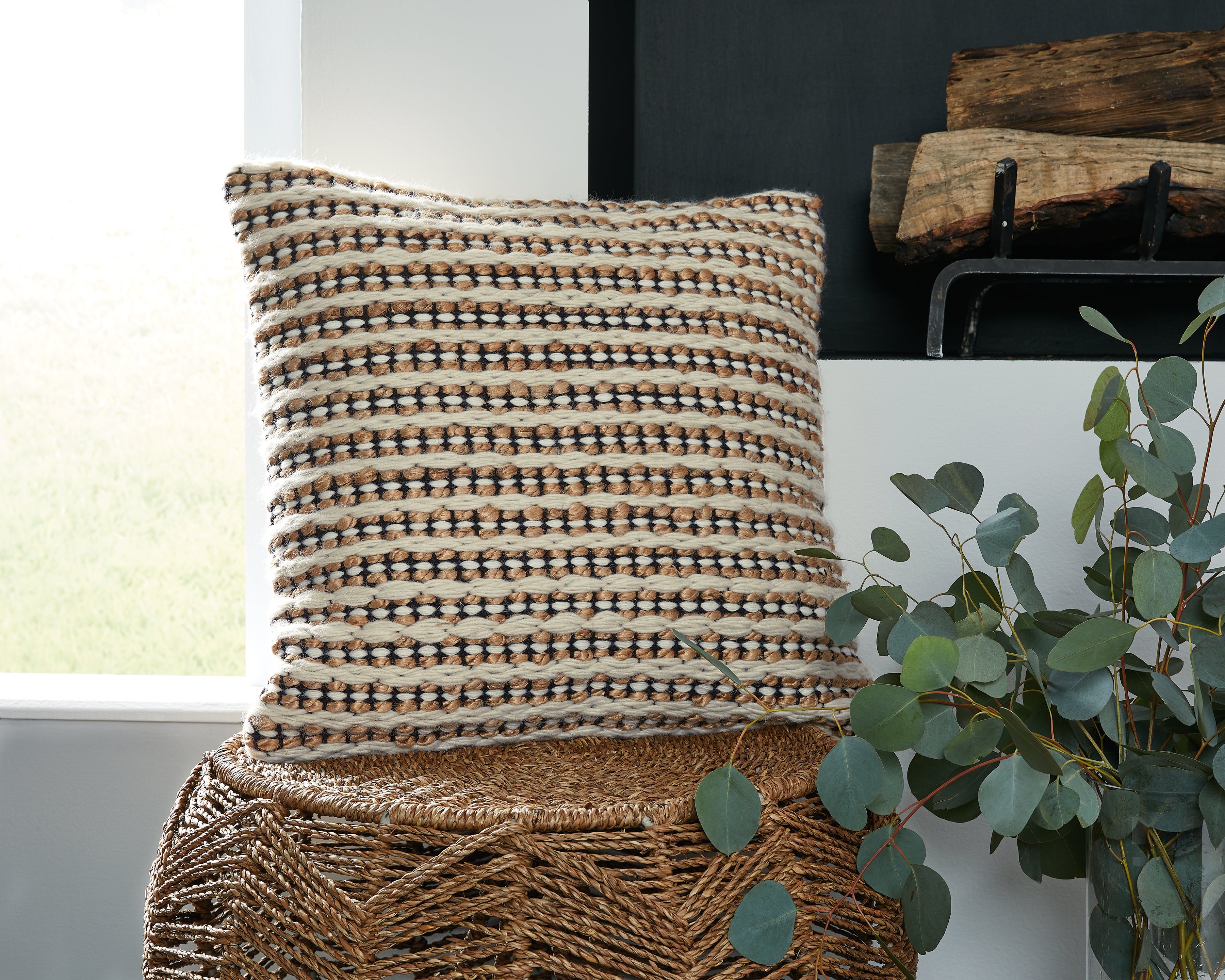 Fine Furniture & Decor - Ashley Furniture - Nealington Pillows - Pillow / Brown/Black/White - A1000929P