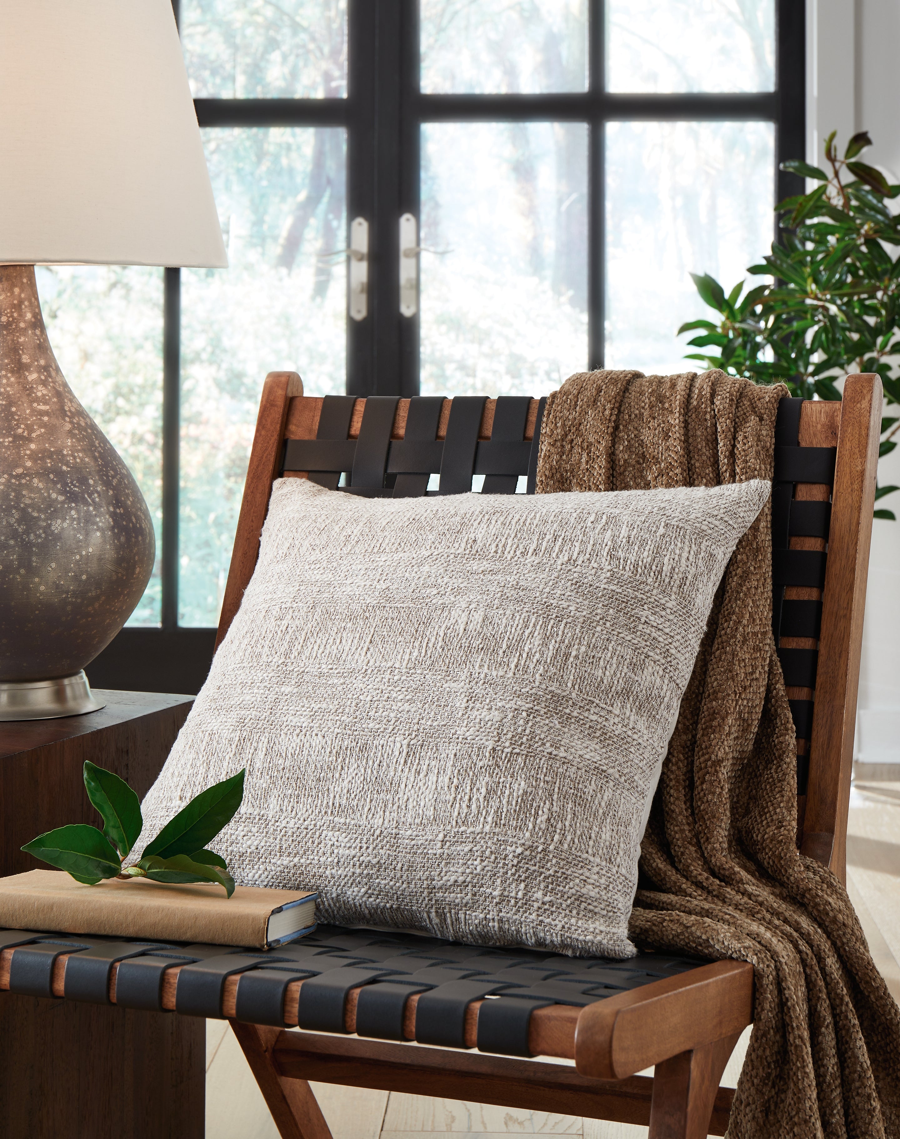 Fine Furniture & Decor - Ashley Furniture - Carddon Pillows - Pillow / Brown/White - A1000971P
