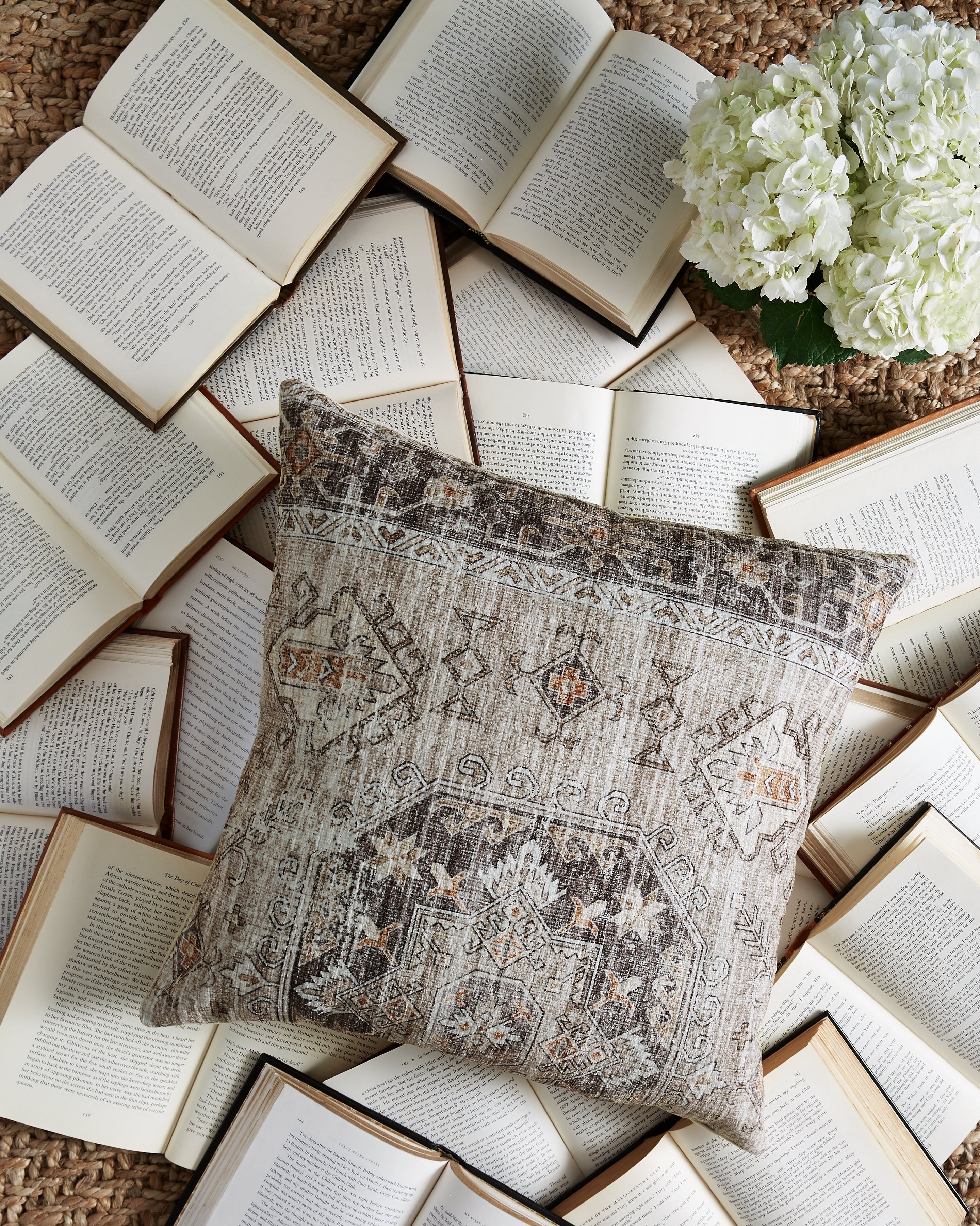 Fine Furniture & Decor - Ashley Furniture - Roseridge Pillows - Pillow / Brown/Black/Cream - A1000972P