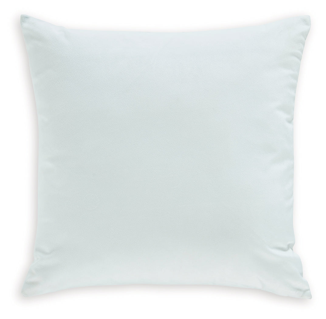 Adamund Pillows