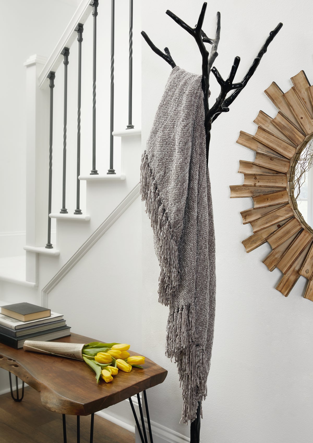 Fine Furniture & Decor - Ashley Furniture - Tamish Throw (Set of 3) - Throw (3/CS) / Gray - A1001026