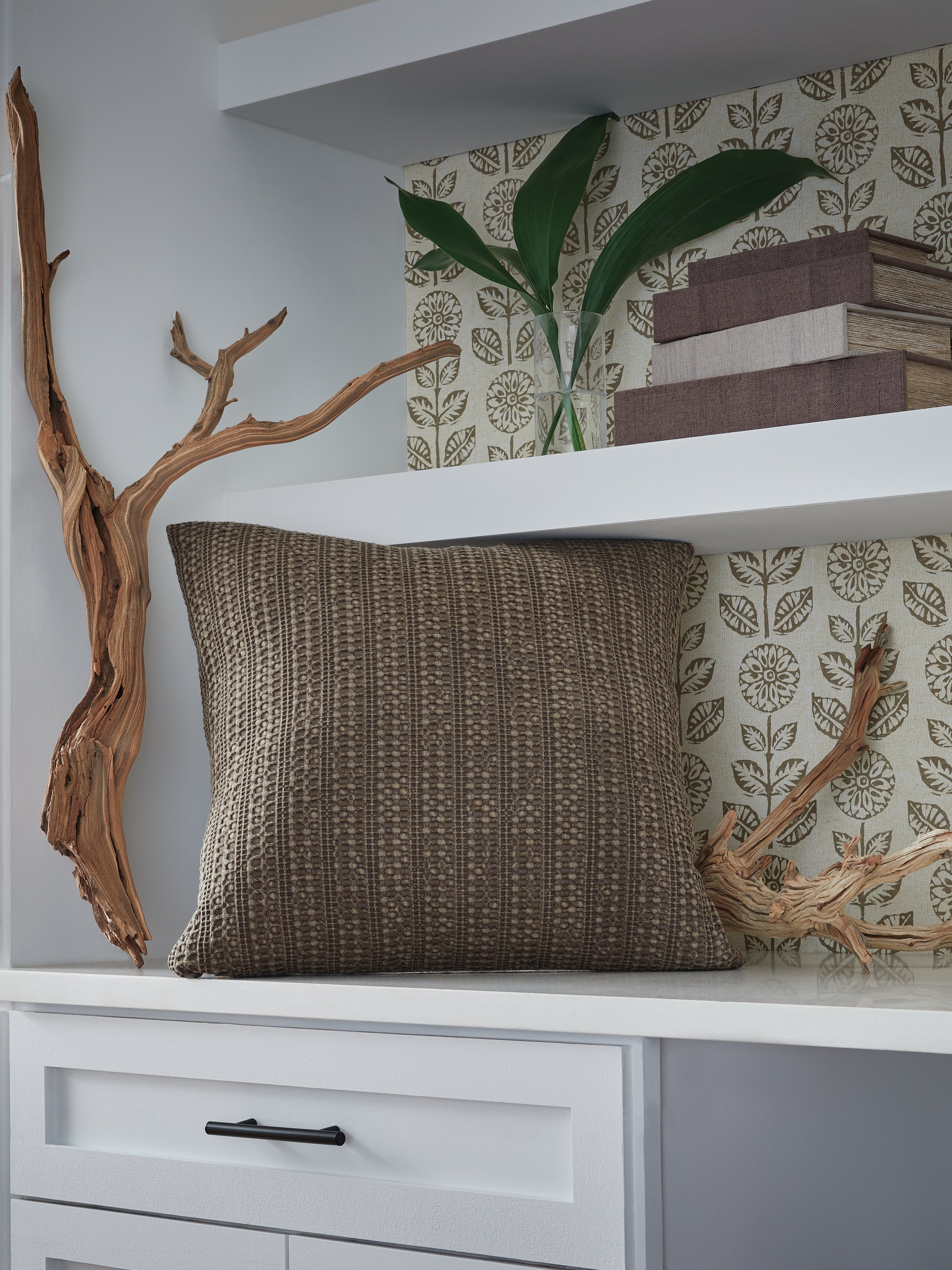 Fine Furniture & Decor - Ashley Furniture - Landcher Pillows - Pillow (4/CS) / Brown - A1001104