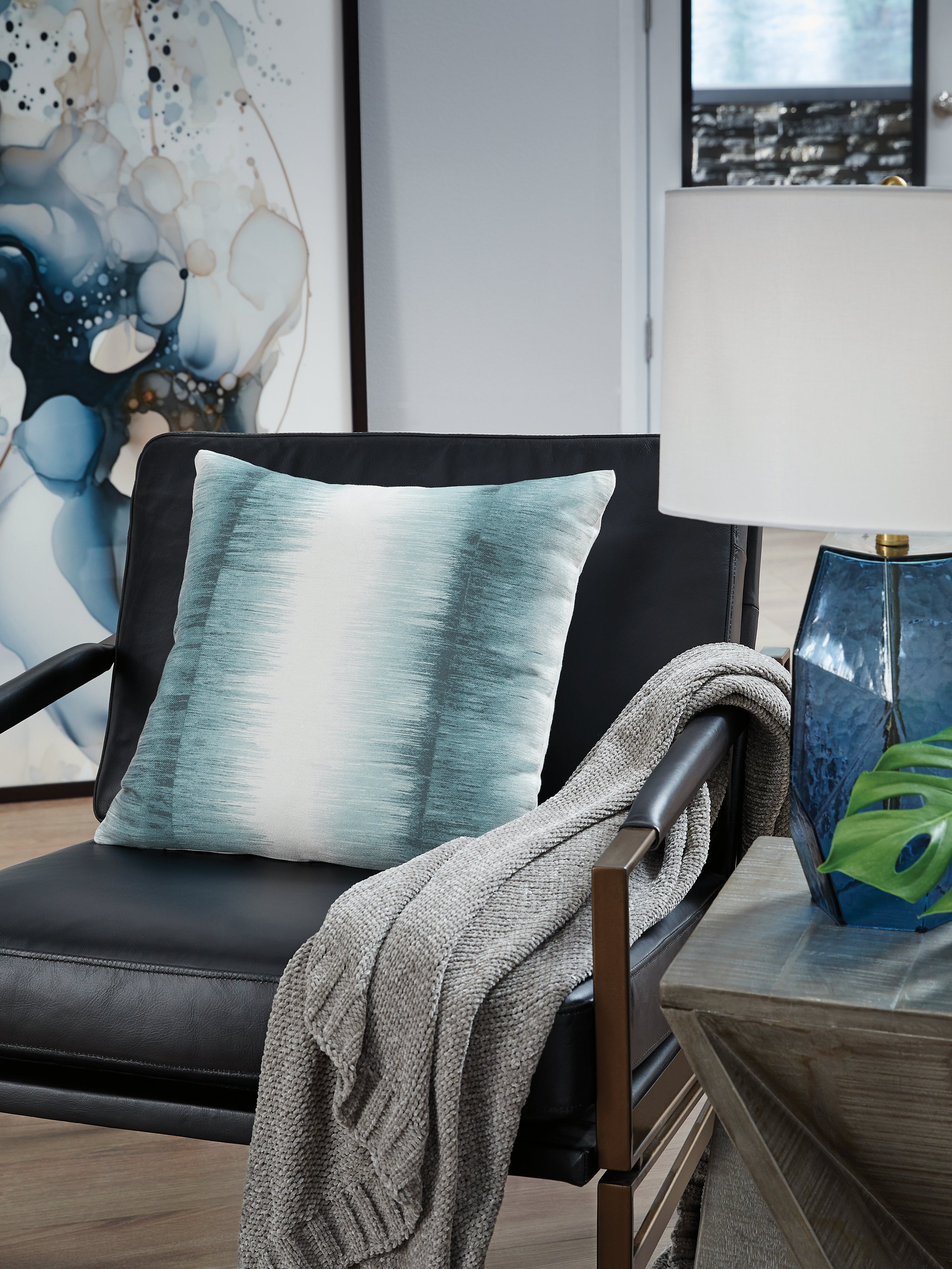 Fine Furniture & Decor - Ashley Furniture - Elonwich Pillows - Pillow (4/CS) / Teal/White - A1001106