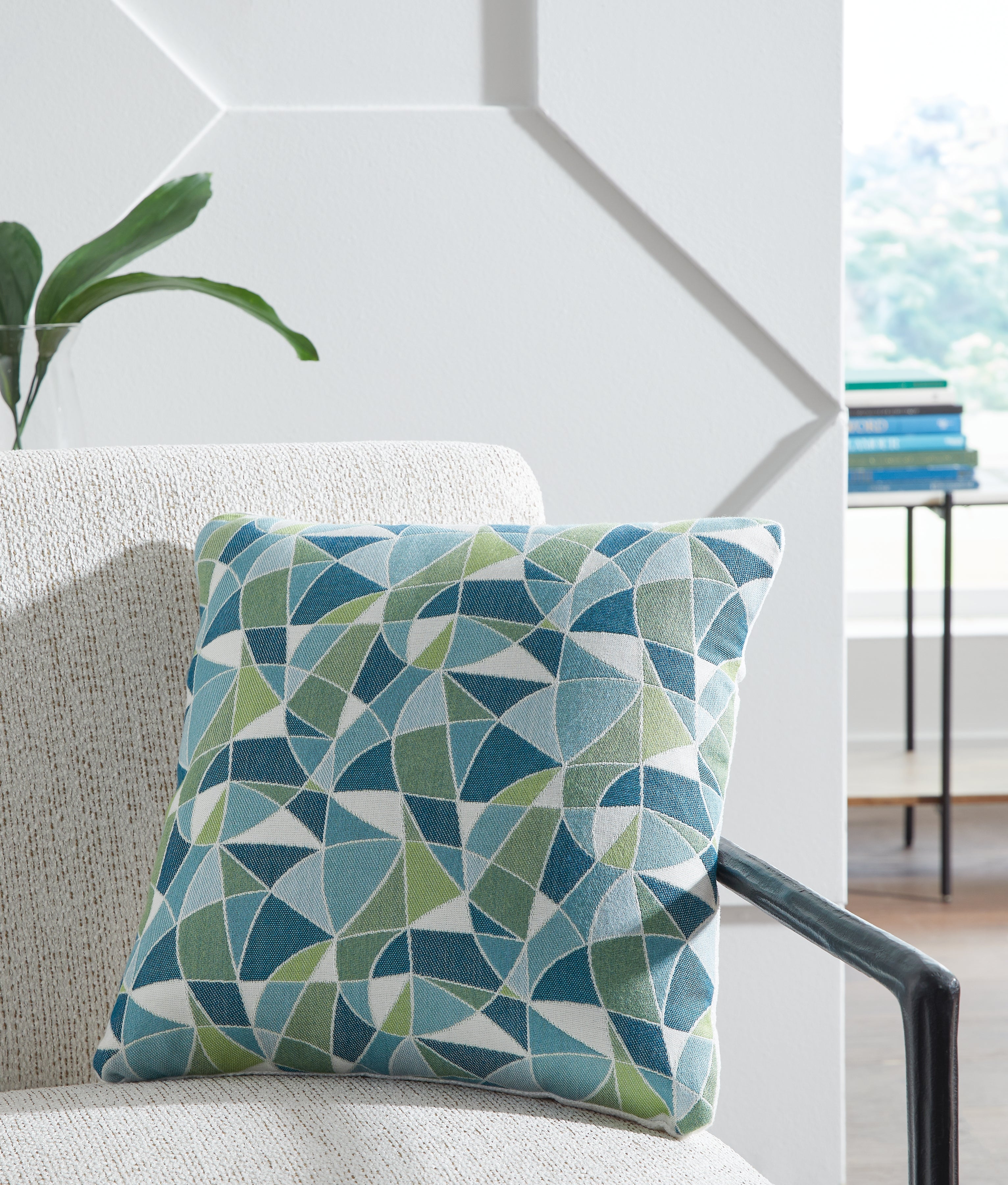 Fine Furniture & Decor - Ashley Furniture - Seanow Next-Gen Nuvella Pillows - Pillow / Green/Turquoise/White - A1900005P