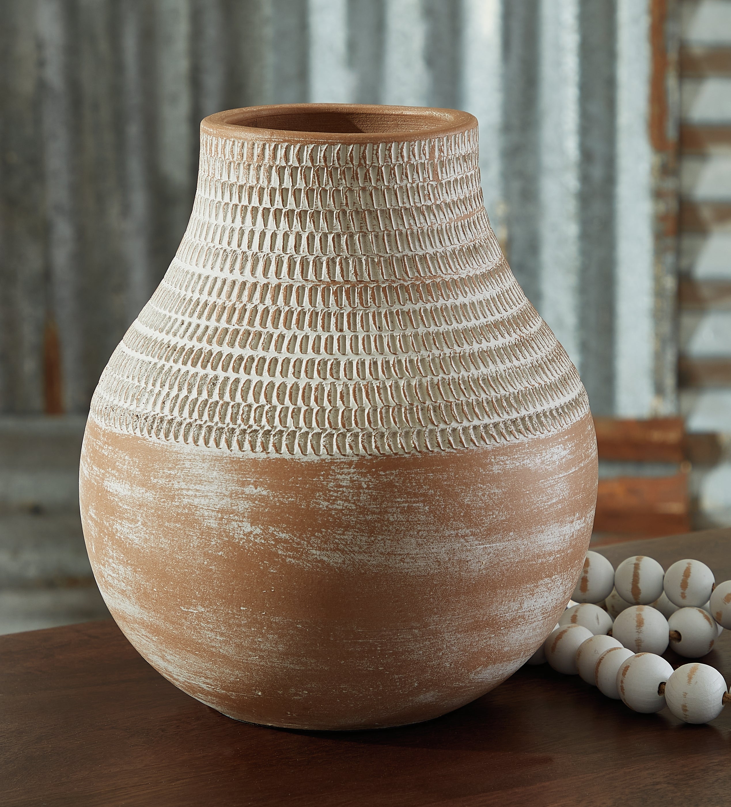 Fine Furniture & Decor - Ashley Furniture - Reclove Vase - Vase / Distressed White - A2000641