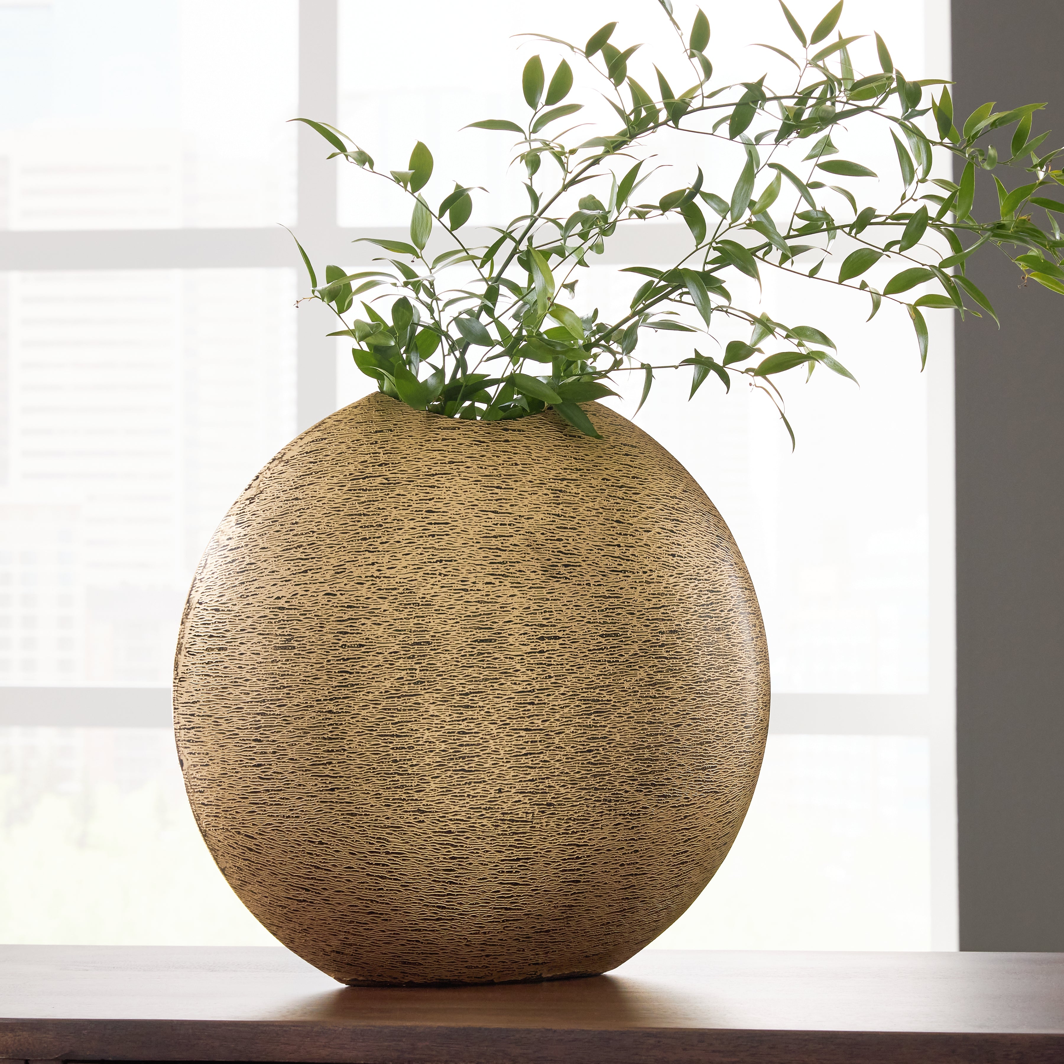 Fine Furniture & Decor - Ashley Furniture - Iansboro Vase - Vase / Antique Gold Finish - A2000697