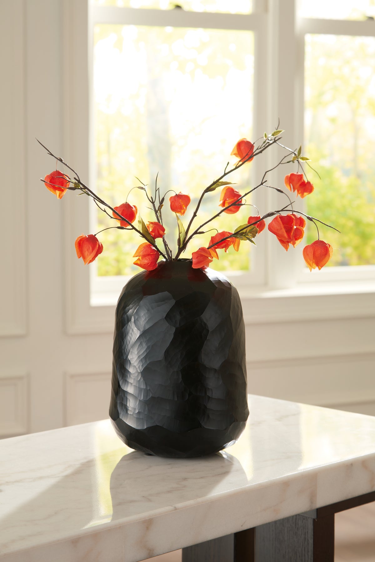 Fine Furniture & Decor - Ashley Furniture - Ryanford Vase - Vase / Black - A2000718
