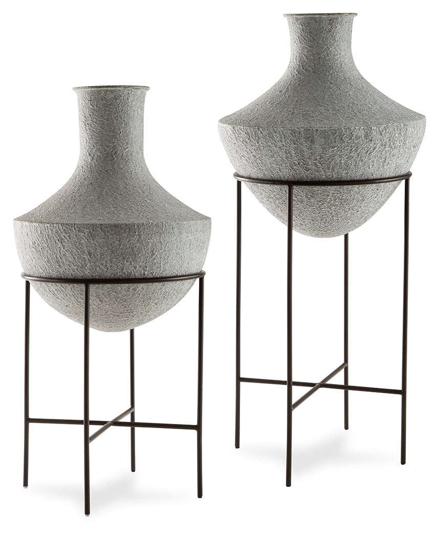 Fine Furniture & Decor - Ashley Furniture - Estonbank Vase - Vase Set / Distressed Cream - A2000748A1