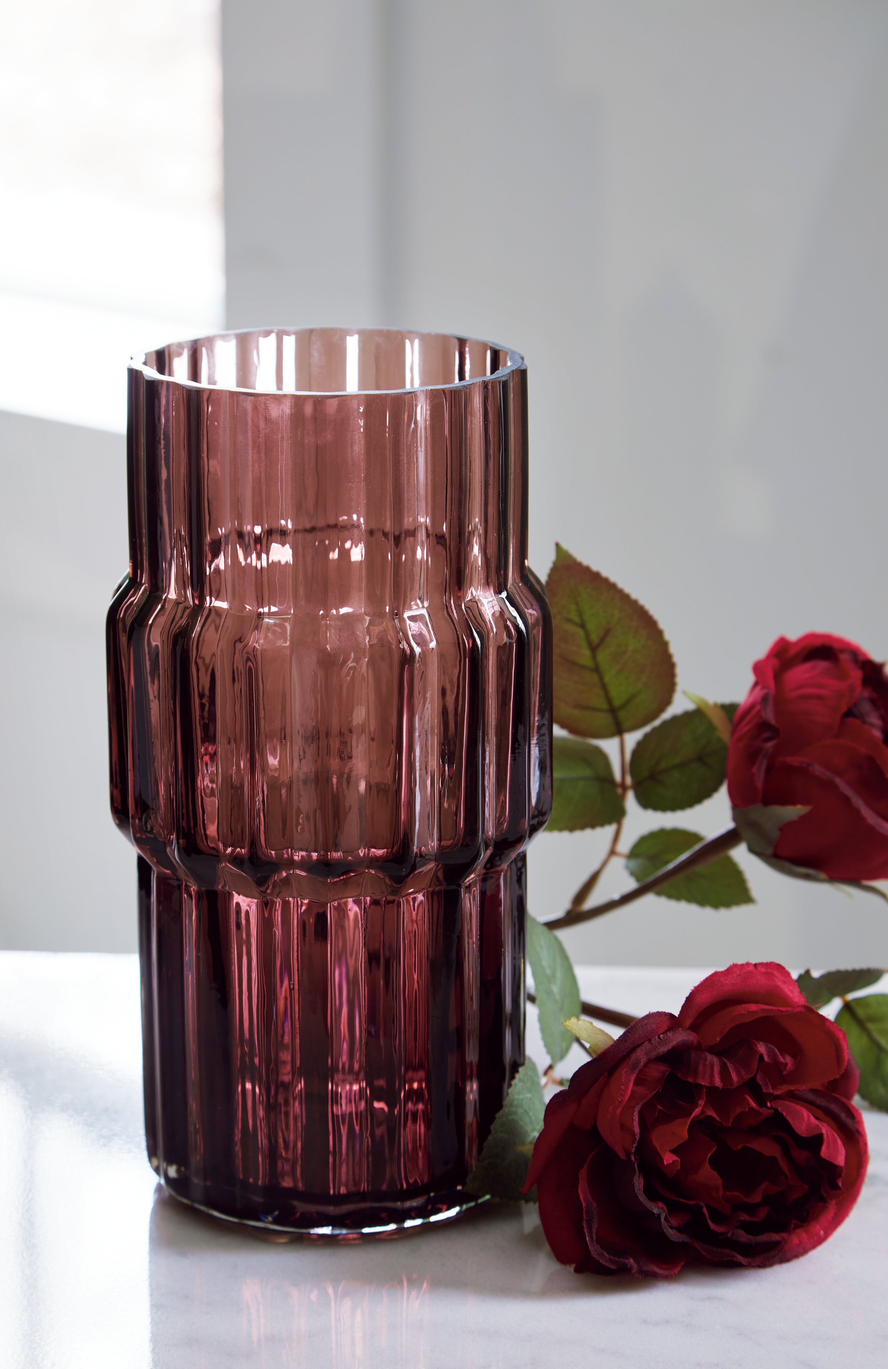 Fine Furniture & Decor - Ashley Furniture - Dorlow Vase - Vase (2/CS) / Mauve - A2900024