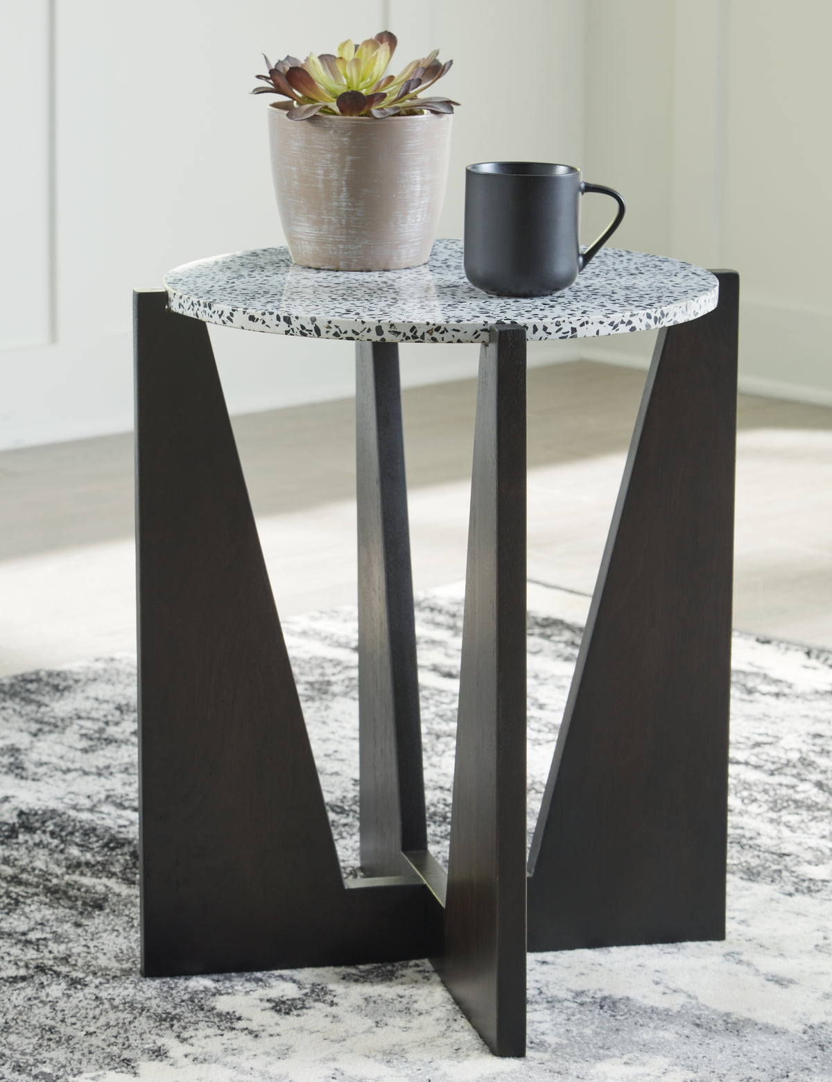 Fine Furniture & Decor - Ashley Furniture - Tellrich Accent Table - Accent Table / Black/White - A4000616