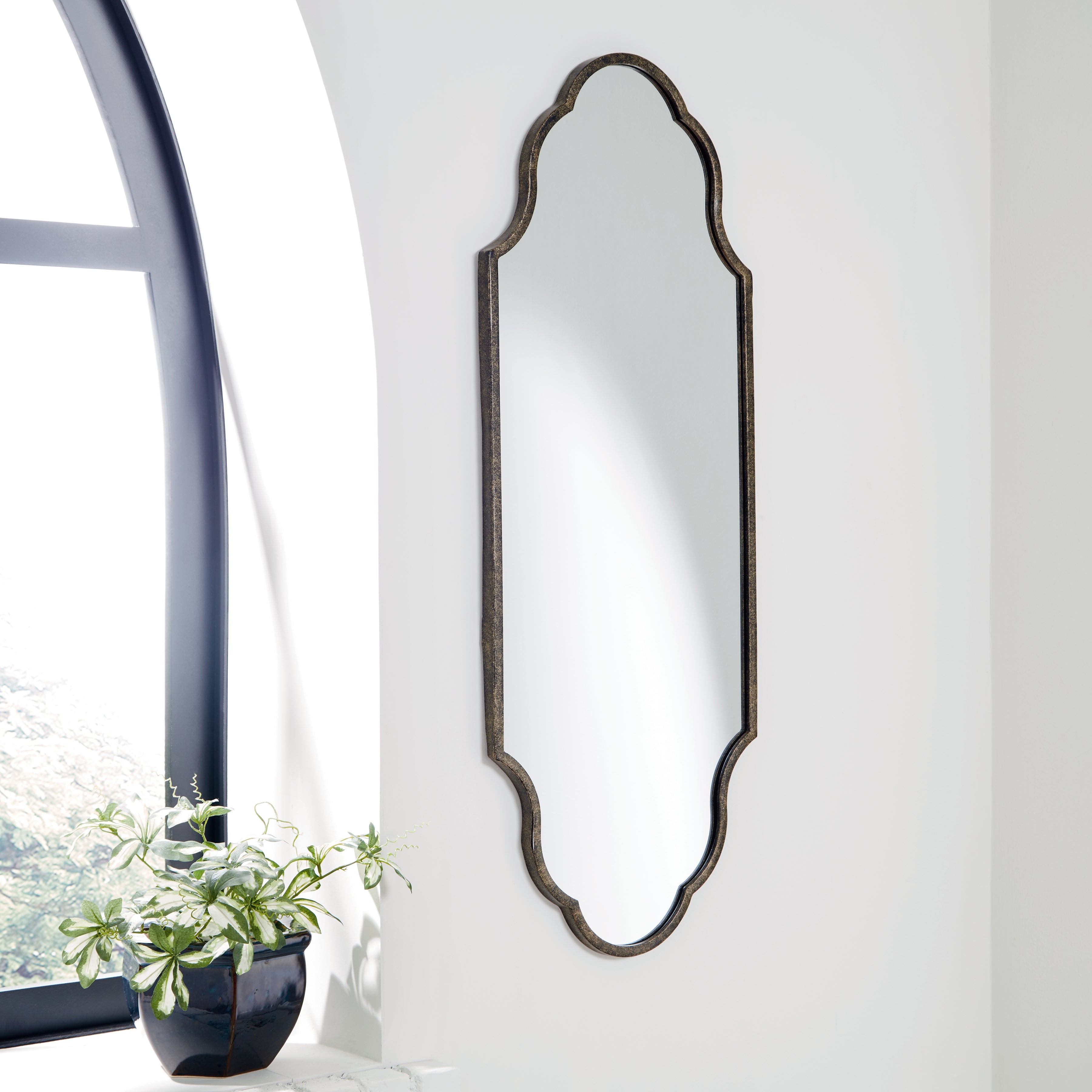 Hallgate Mirror