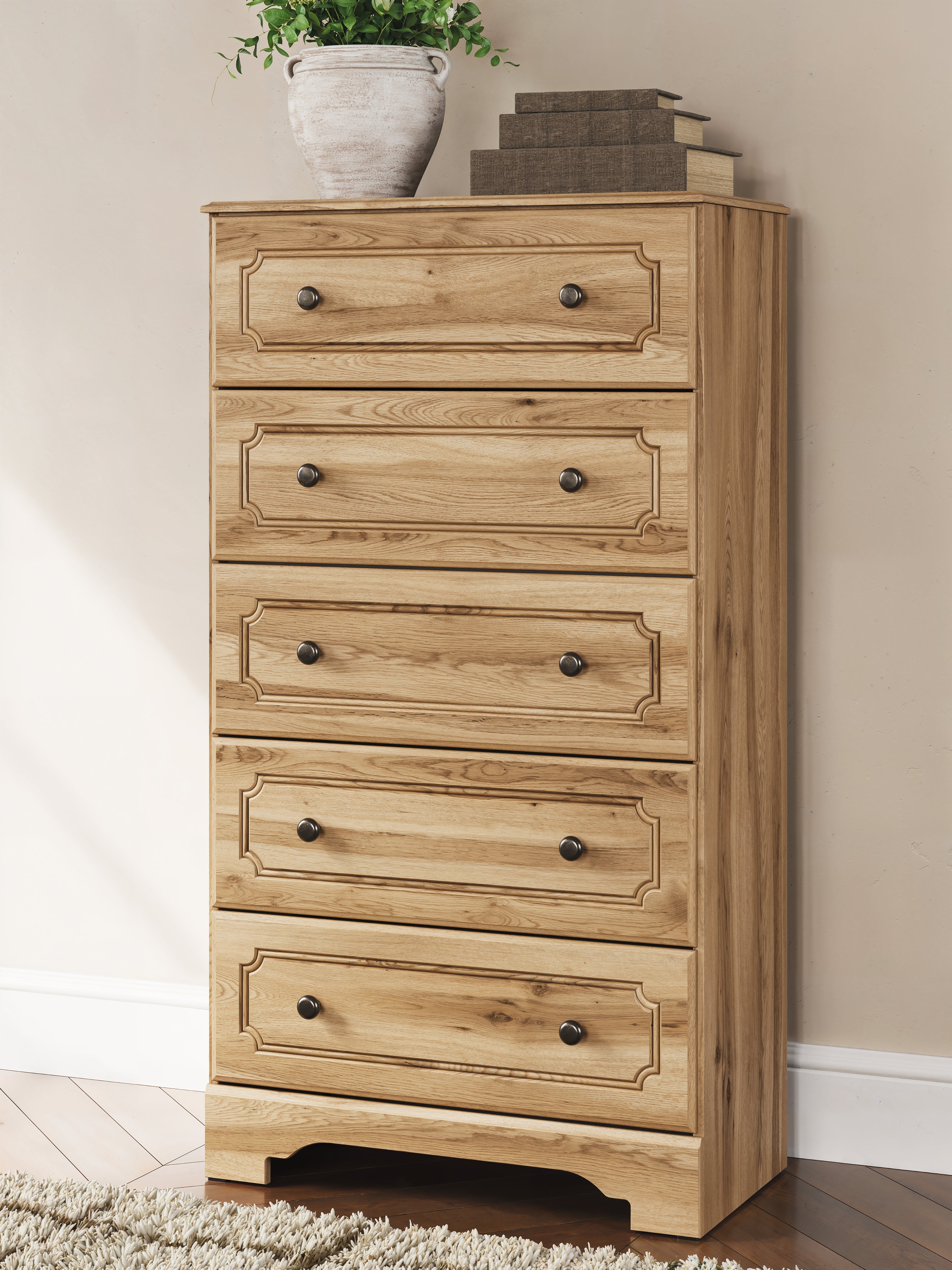 Fine Furniture & Decor - Ashley Furniture - Aleaport Bedroom - Five Drawer Chest / Warm Brown - PCB1075-46