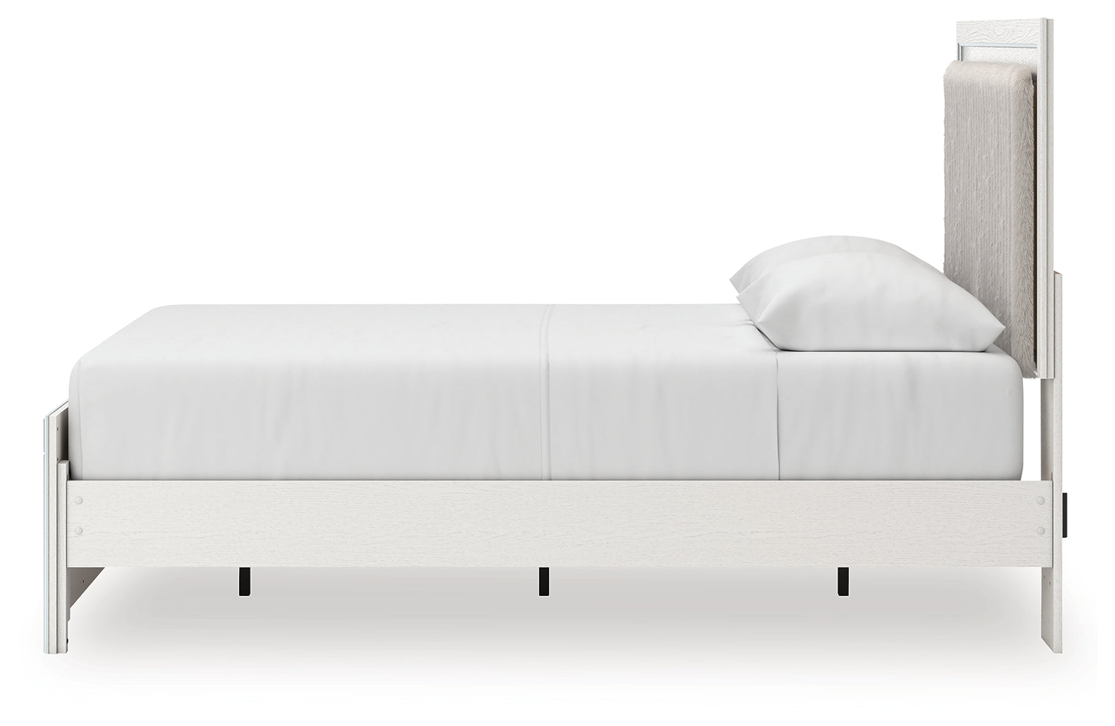 Zuraleus Bedroom