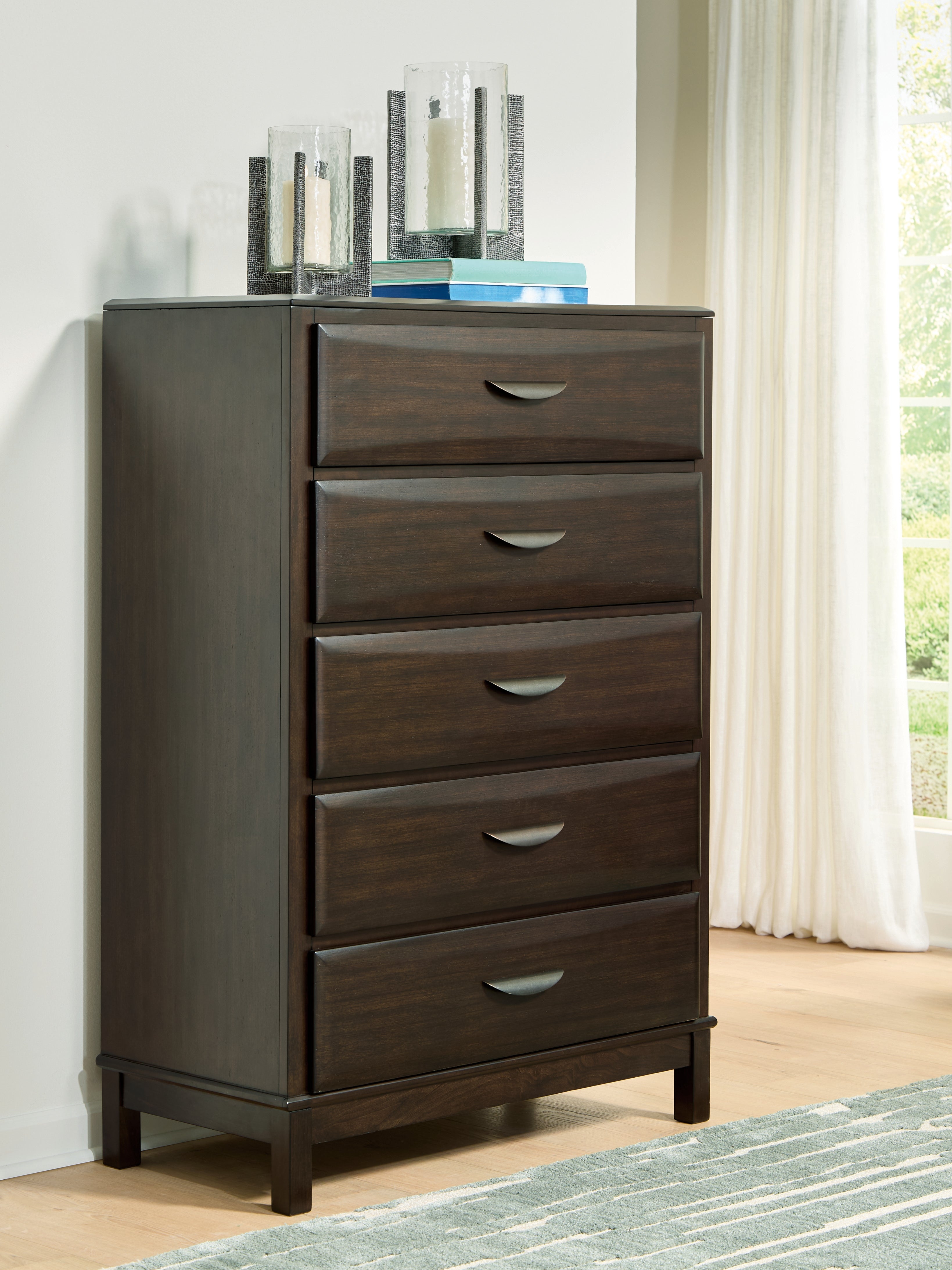 Fine Furniture & Decor - Ashley Furniture - Vanmore Bedroom - Five Drawer Chest / Dark Brown - B479-46