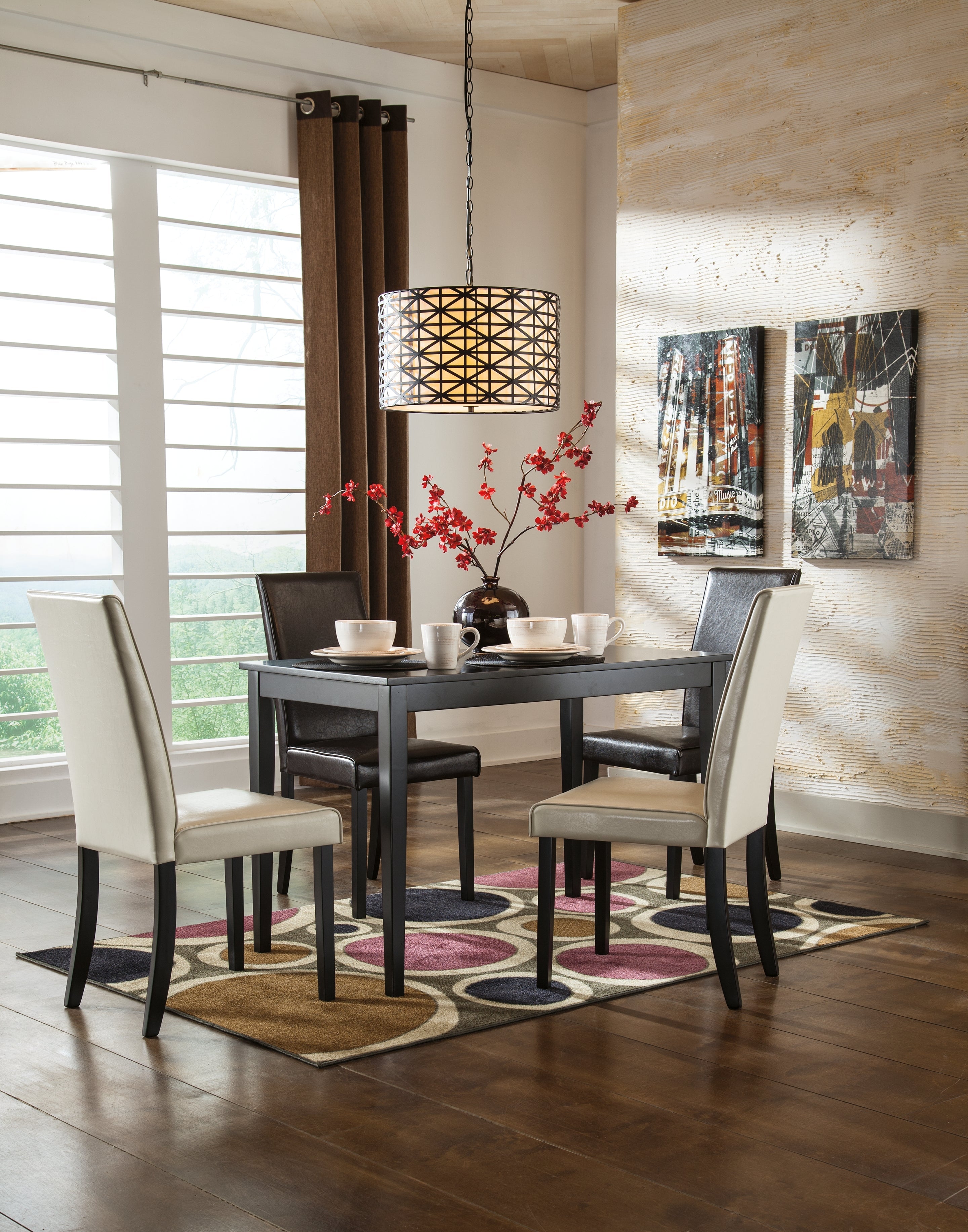 Kimonte Dining Room