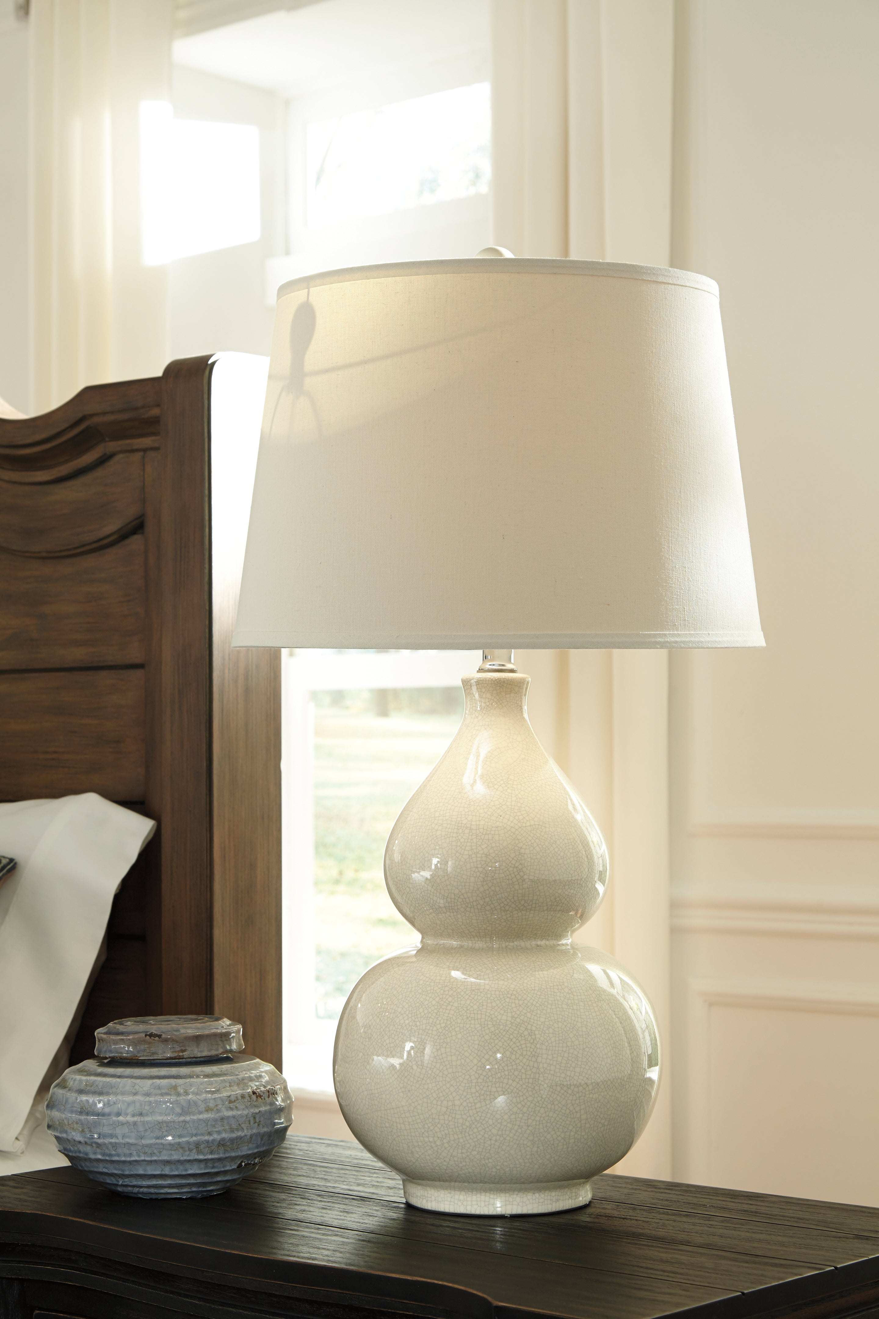 Fine Furniture & Decor - Ashley Furniture - Saffi Lighting - Table Lamp (Set of 2) / Cream - L100074X2