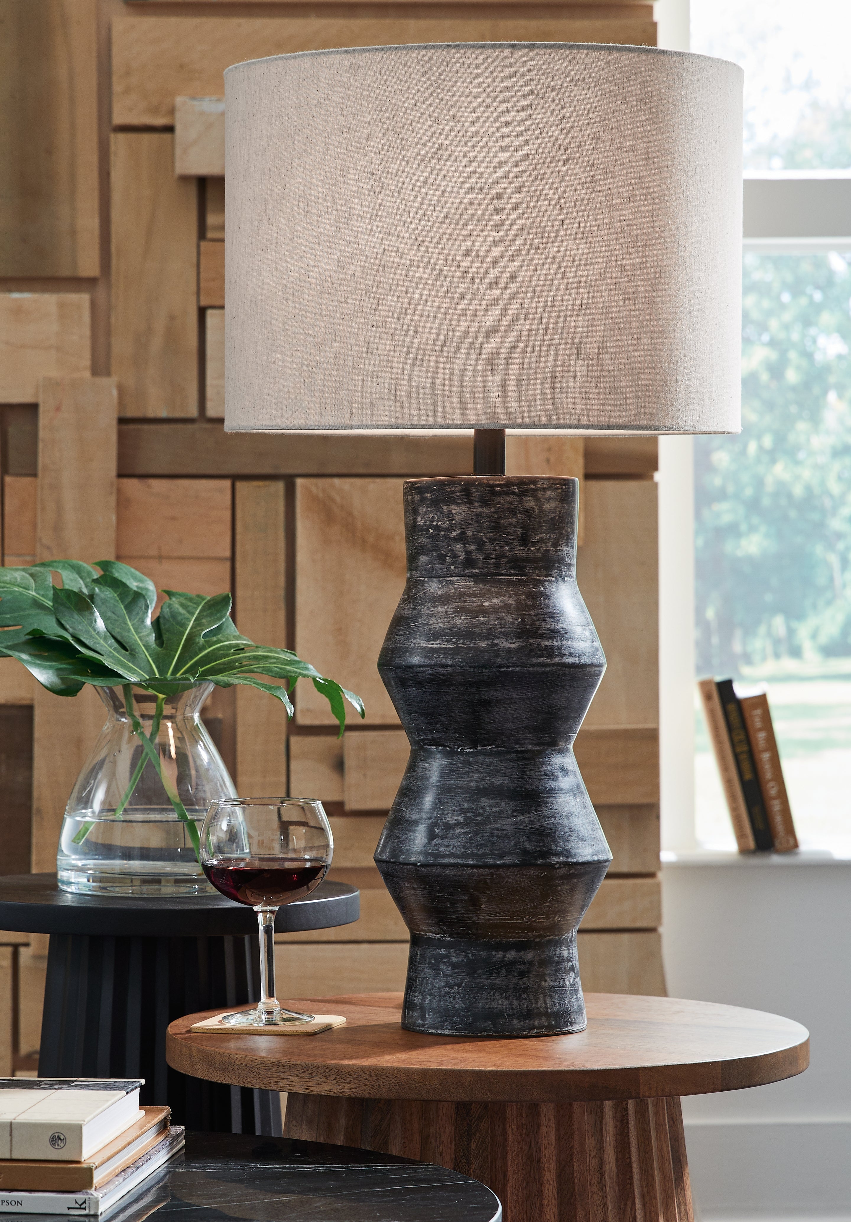 Fine Furniture & Decor - Ashley Furniture - Kerbert Lighting - 2-Piece Lamp Set / Distressed Black - L100824X2