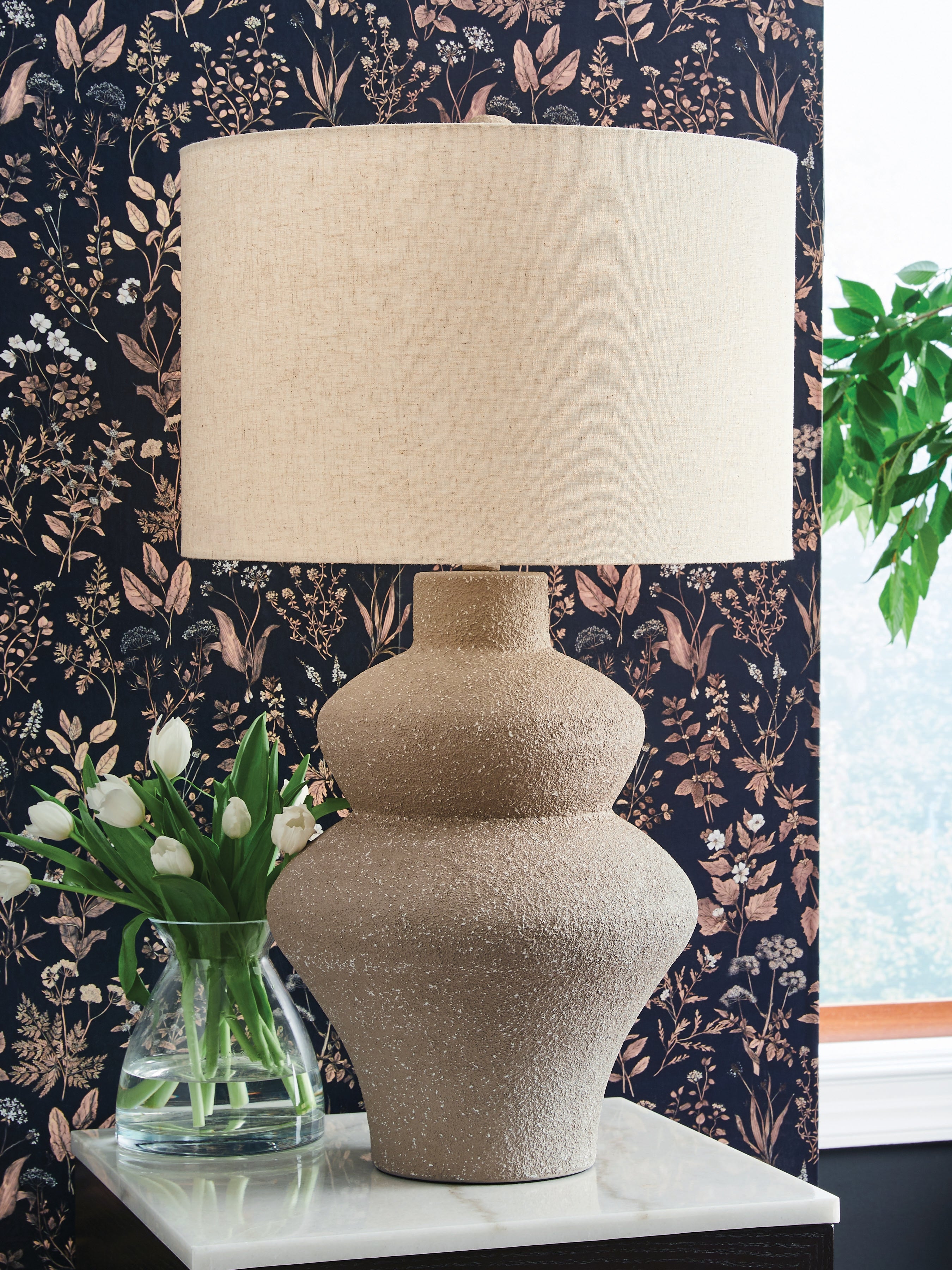 Fine Furniture & Decor - Ashley Furniture - Jossleigh Lighting - Metal Table Lamp (1/CN) / Beige - L207624