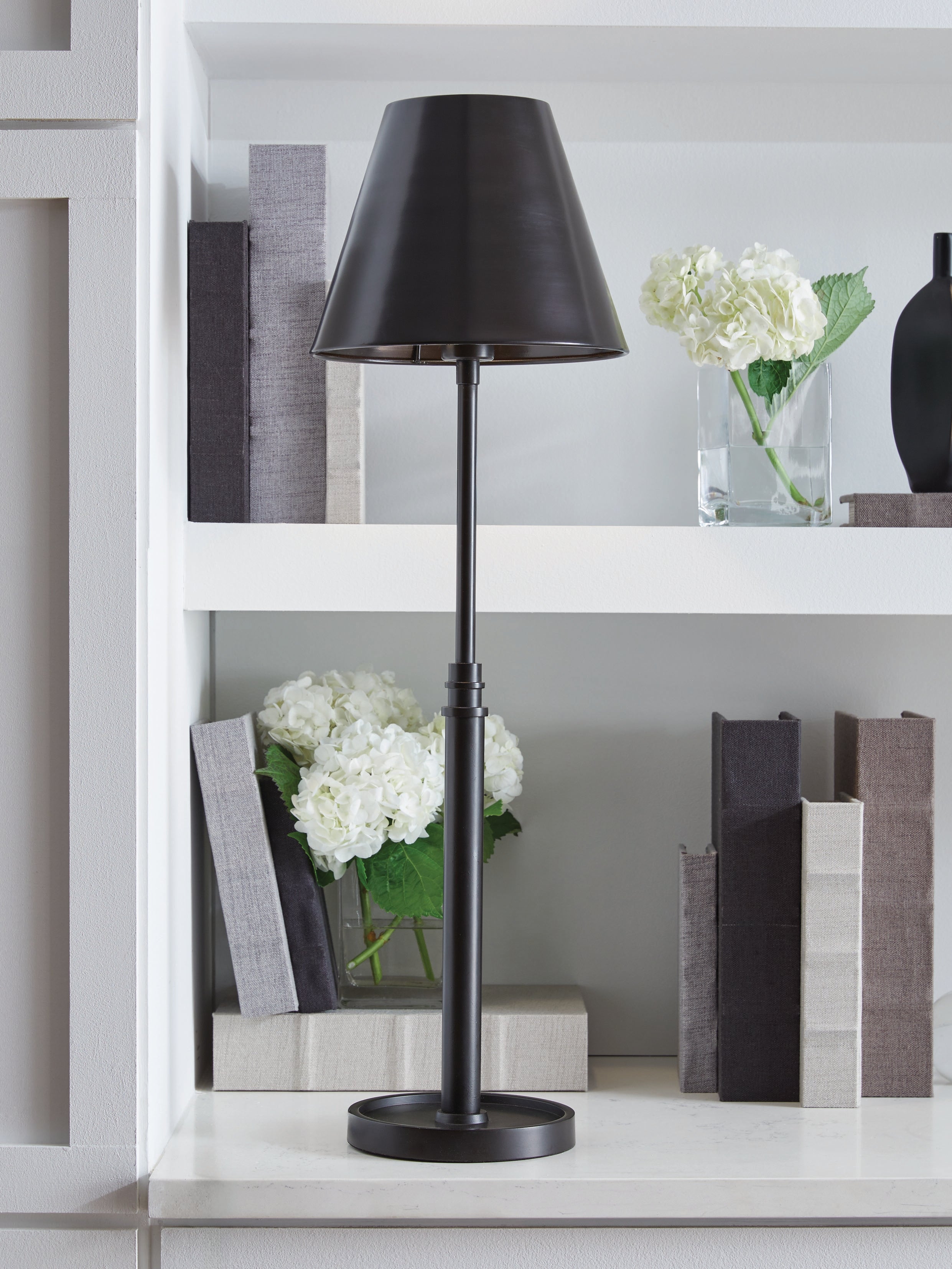 Fine Furniture & Decor - Ashley Furniture - Wimner Lighting - Metal Table Lamp (1/CN) / Antique Bronze Finish - L208464