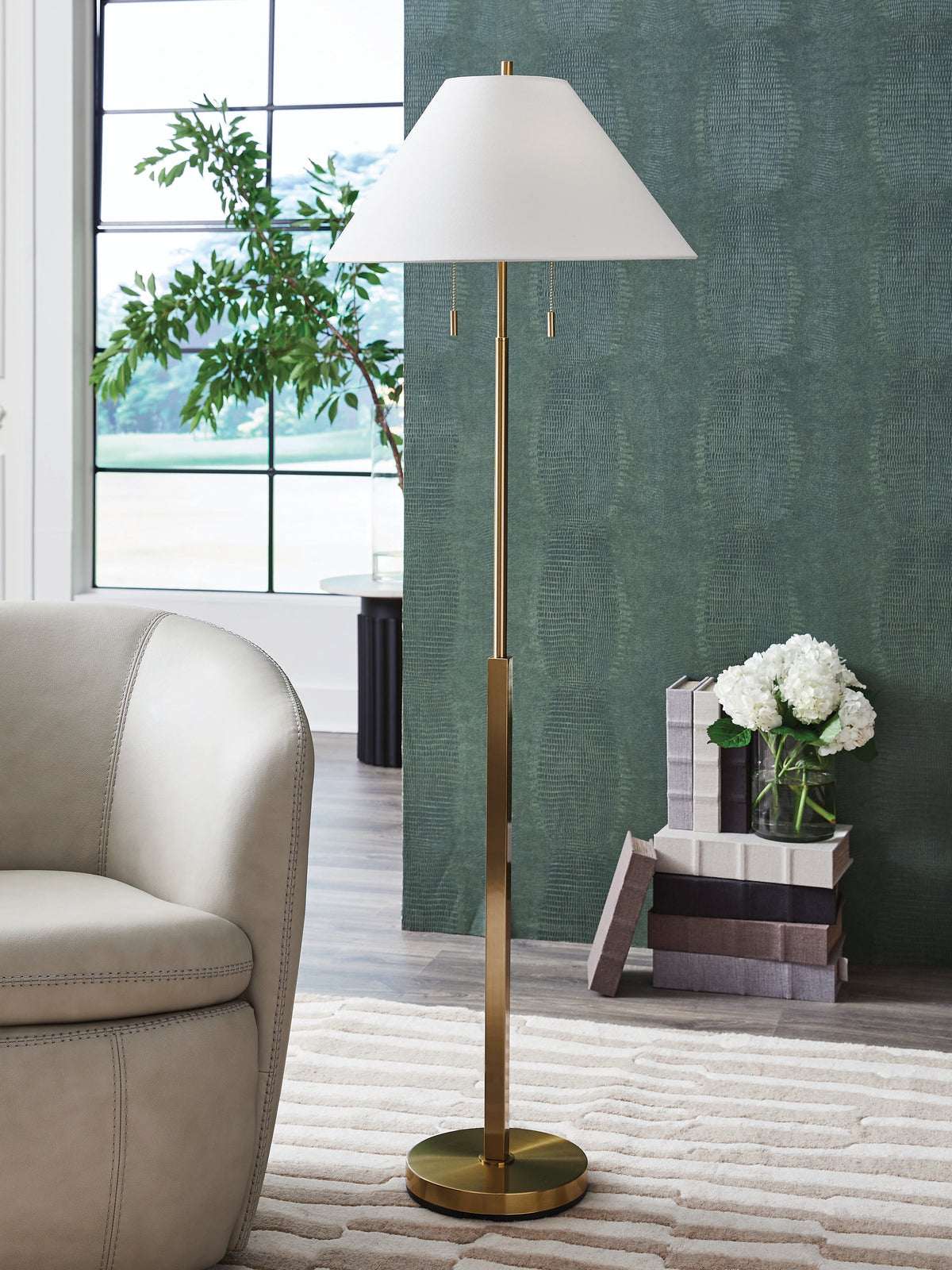 Fine Furniture & Decor - Ashley Furniture - Haigwood Lighting - Metal Floor Lamp (1/CN) / Gold Finish - L208471