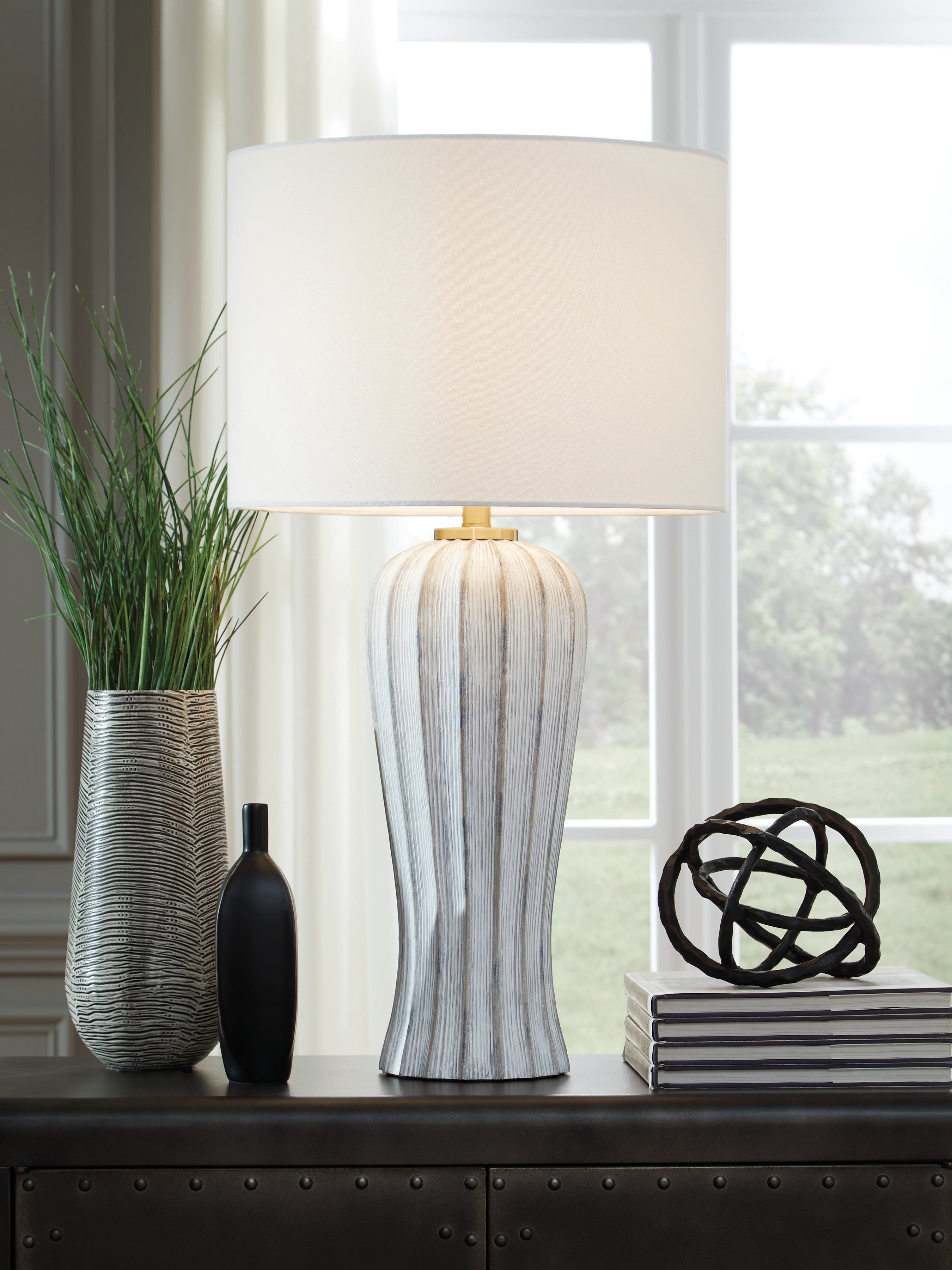 Fine Furniture & Decor - Ashley Furniture - Lanwell Lighting - Poly Table Lamp (1/CN) / Antique Gray - L235894