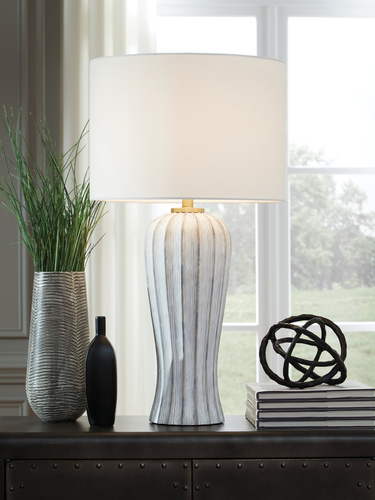 Fine Furniture & Decor - Ashley Furniture - Lanwell Lighting - Poly Table Lamp (1/CN) / Antique Gray - L235894