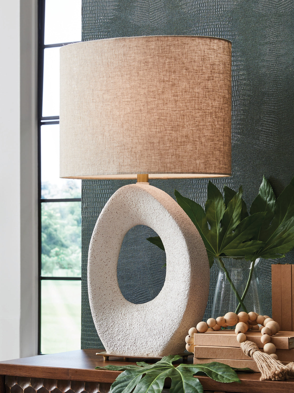 Fine Furniture & Decor - Ashley Furniture - Trentlen Lighting - Paper Table Lamp (1/CN) / Cream/Gold Finish - L235984