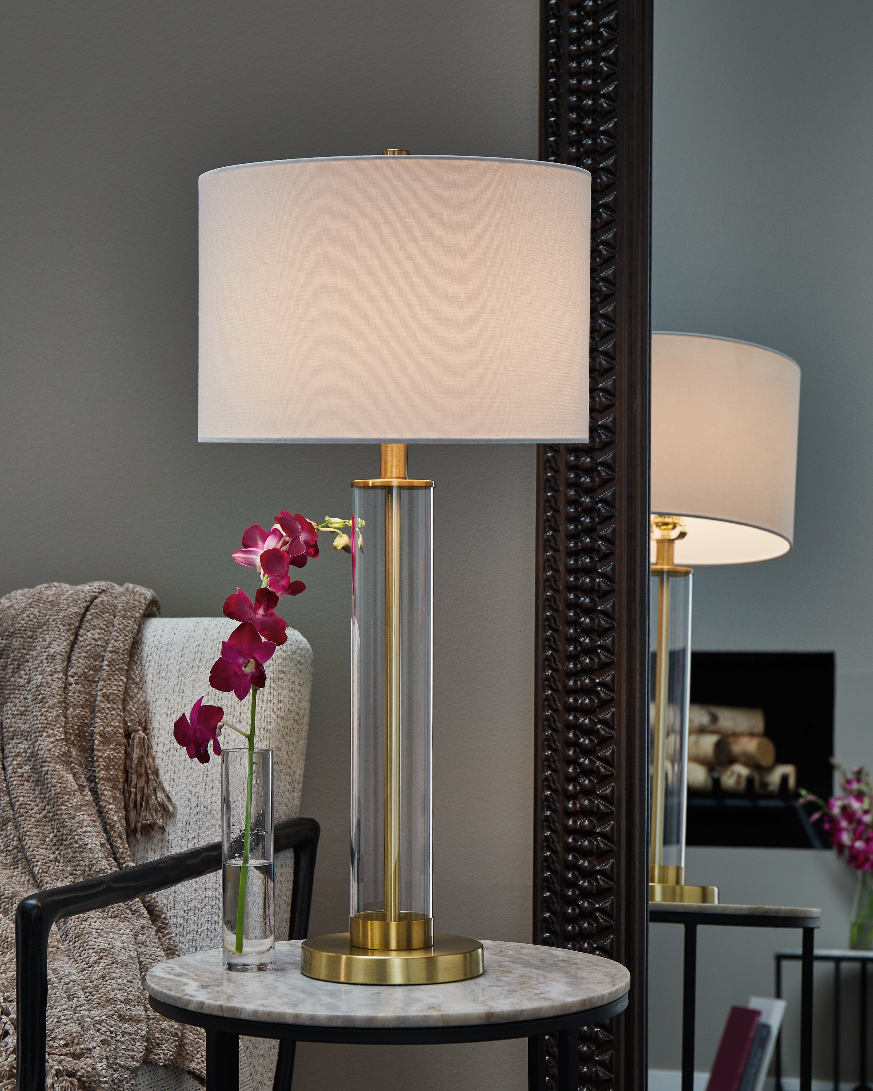 Fine Furniture & Decor - Ashley Furniture - Orenman Lighting - Glass Table Lamp (Set of 2) / Clear/Brass Finish - L431584