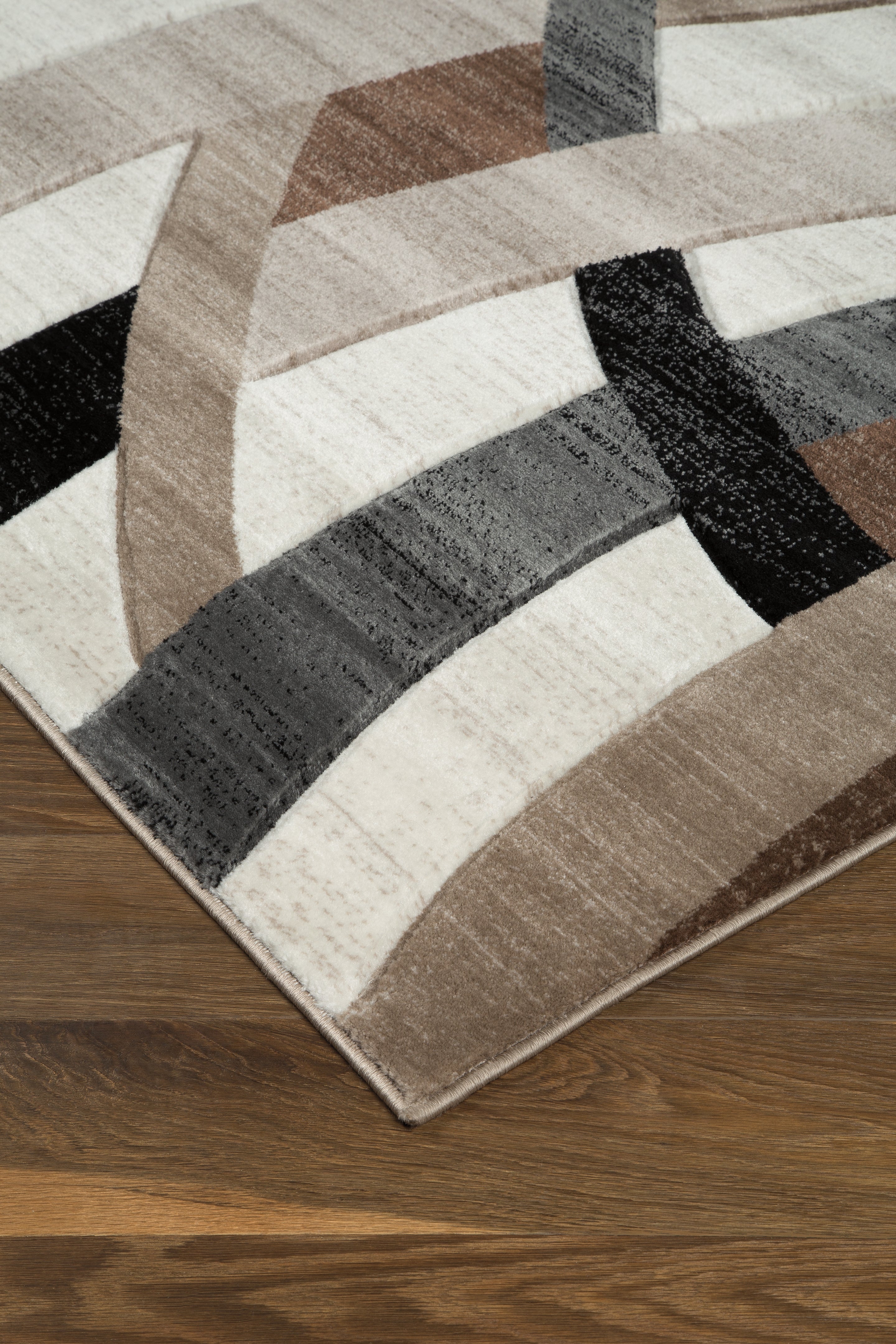 Fine Furniture & Decor - Ashley Furniture - Jacinth Rug - 5' x 6'7" Rug / Multi - R402922