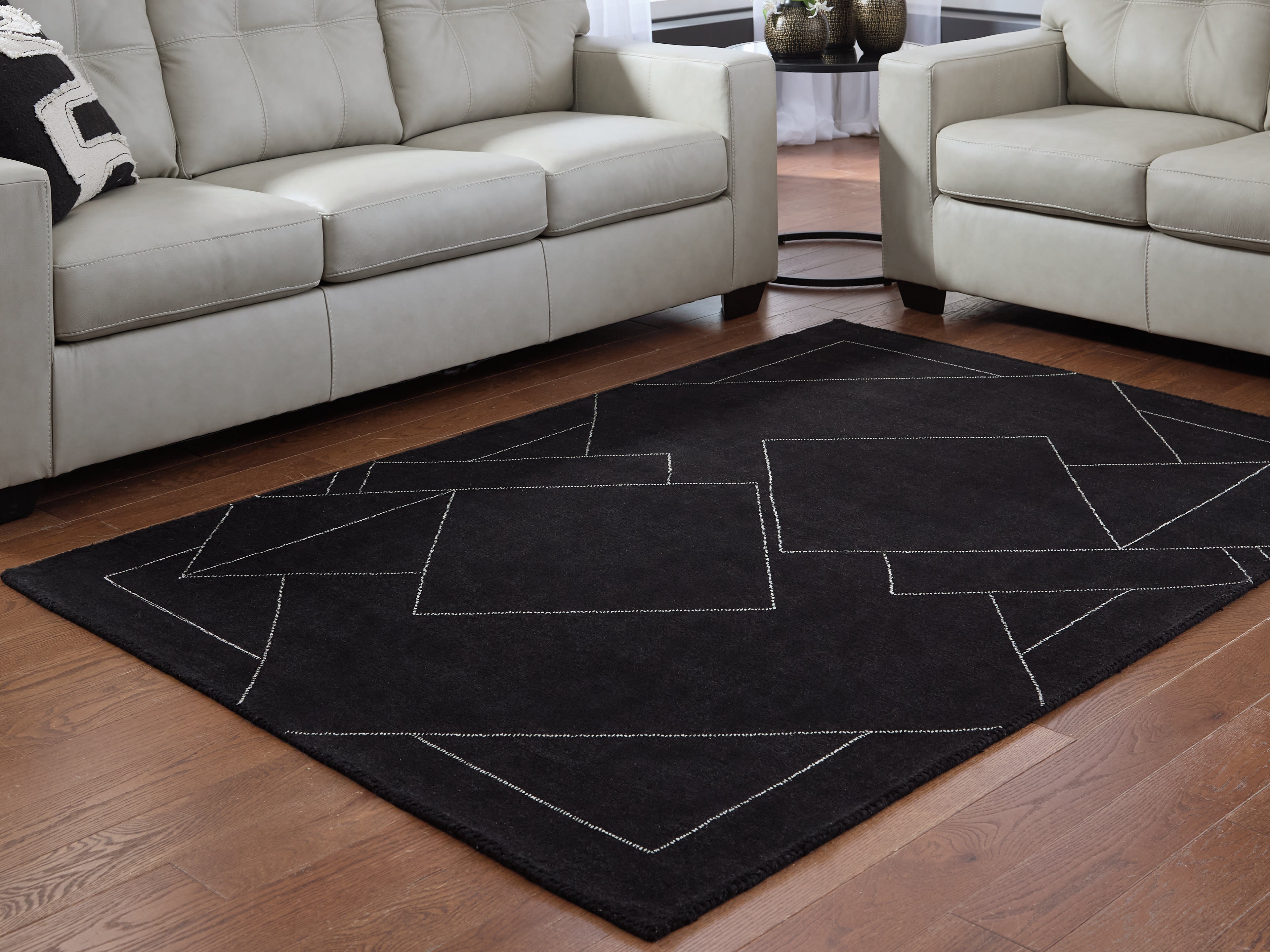 Fine Furniture & Decor - Ashley Furniture - Marav Rug - 5' x 7' Area Rug / Black/White - R407532