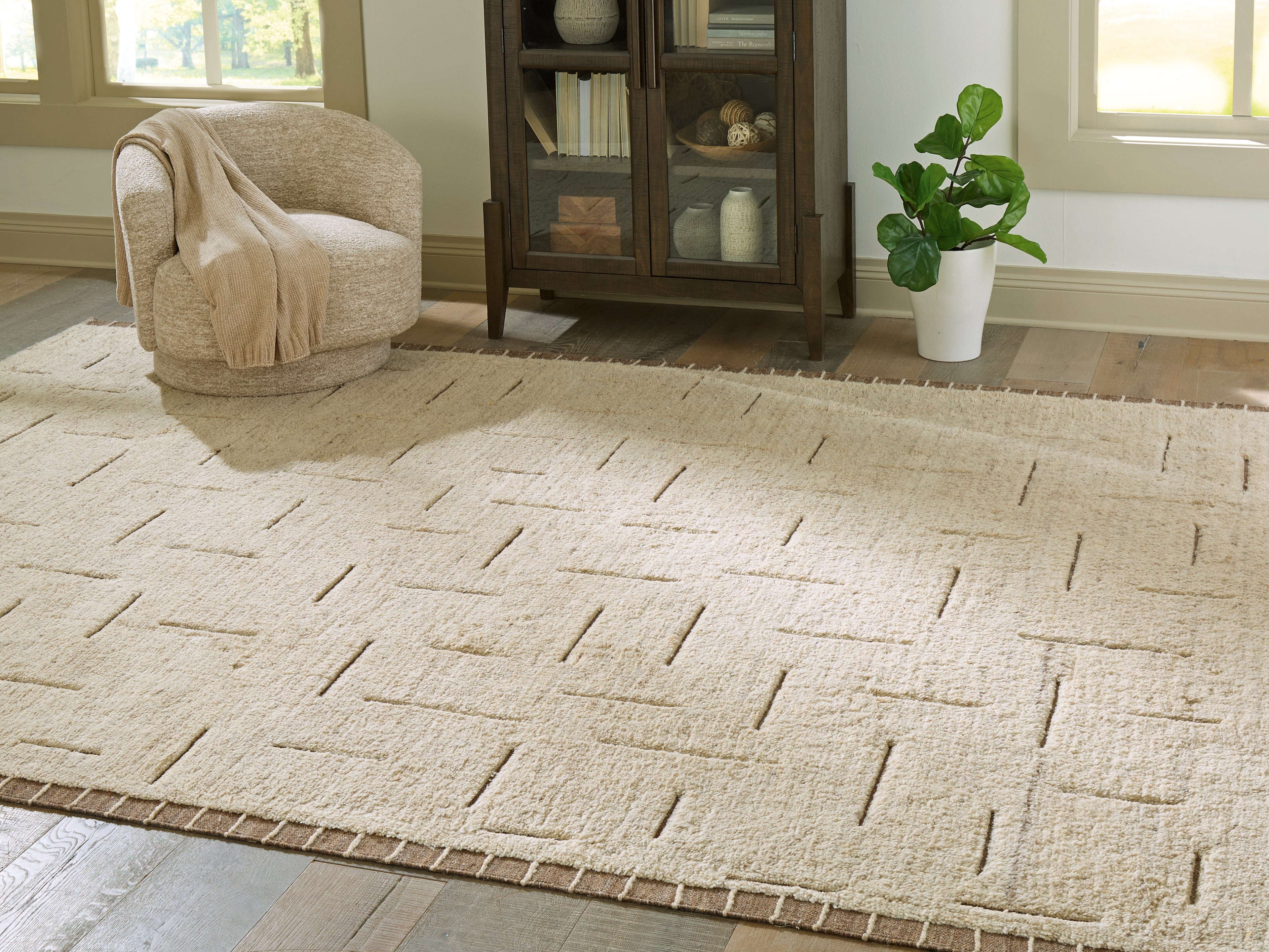Fine Furniture & Decor - Ashley Furniture - Clayman Rug - Extra Large Rug / Beige/Brown - R408340